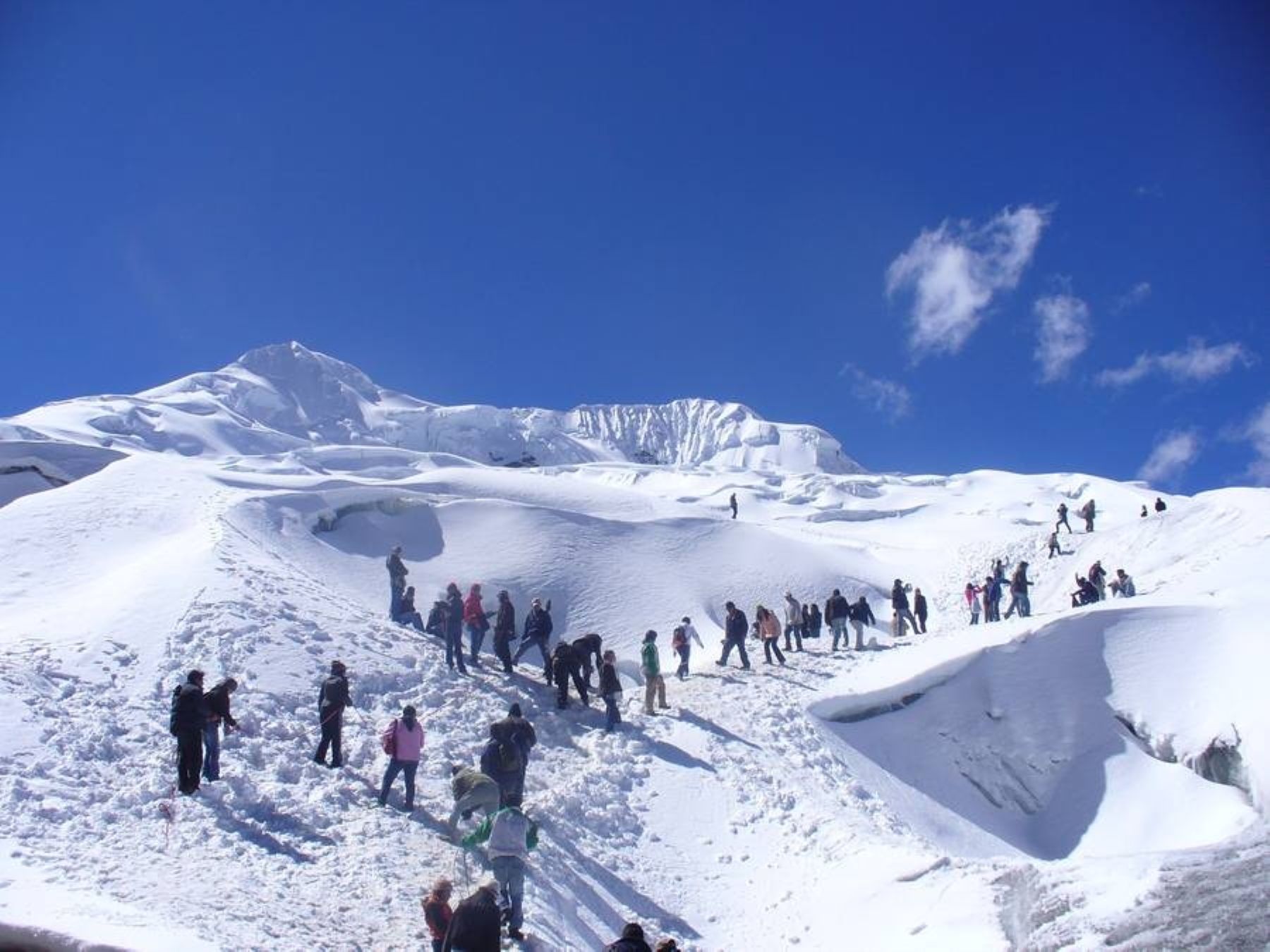 El nevado del Huaytapallana recibe un gran número de turistas.