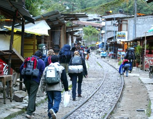 Se acerca el feriado largo por Fiestas Patrias y muchos peruanos ya planean dónde viajar y aprovechar los días de descanso para viajar a diversos destinos. Foto: ANDINA/archivo.