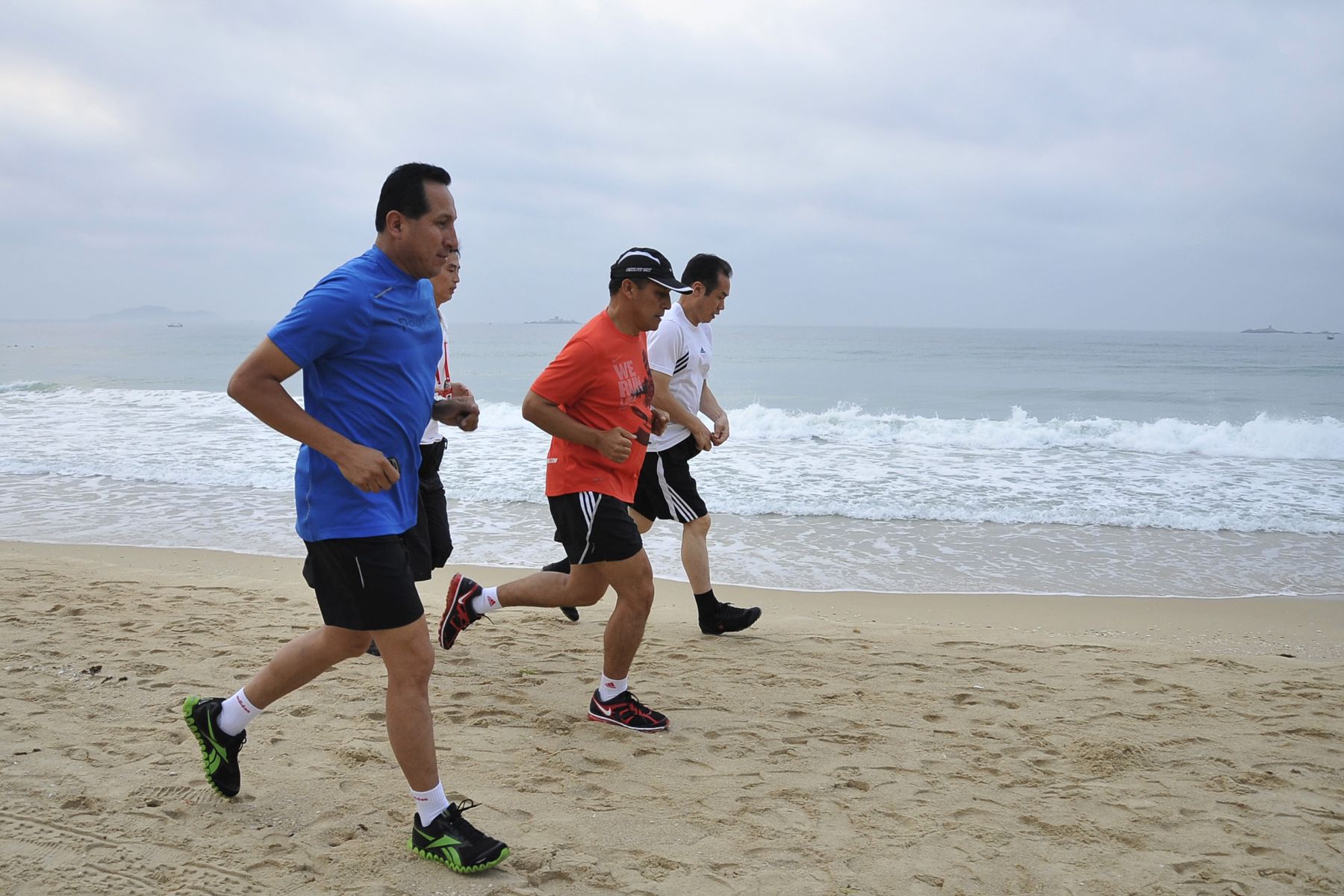 Jefe de Estado peruano, Ollanta Humala, inicia actividades en China practicando deportes en Sanya, ciudad ubicada en la provincia de Hainan.Foto: ANDINA/Prensa Presidencia
