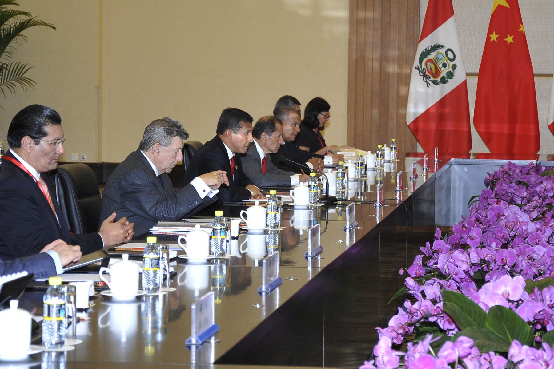 Presidentes Ollanta Humala y Xi Jinping encabezaron en Sanya reunión de Ministros de Estado que suscribieron importantes acuerdos de cooperación entre Perú y China.Foto: ANDINA/Prensa Presidencia