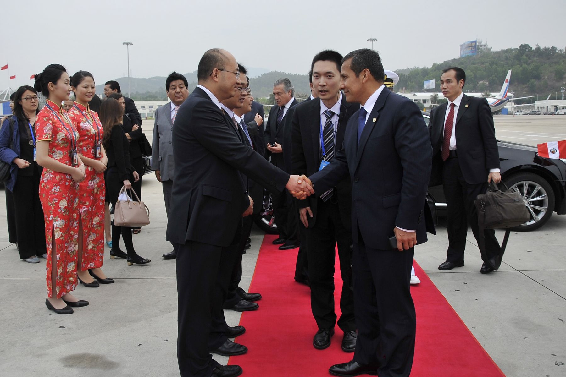 BEINJING,ASIA-ABRIL 07.MANDATARIO OLLANTA HUMALA ARRIBA LA CIUDAD DE BEIJING PARA CONTINUAR CON VISITA OFICIAL A CHINA. Foto: ANDINA/Prensa Presidencia.