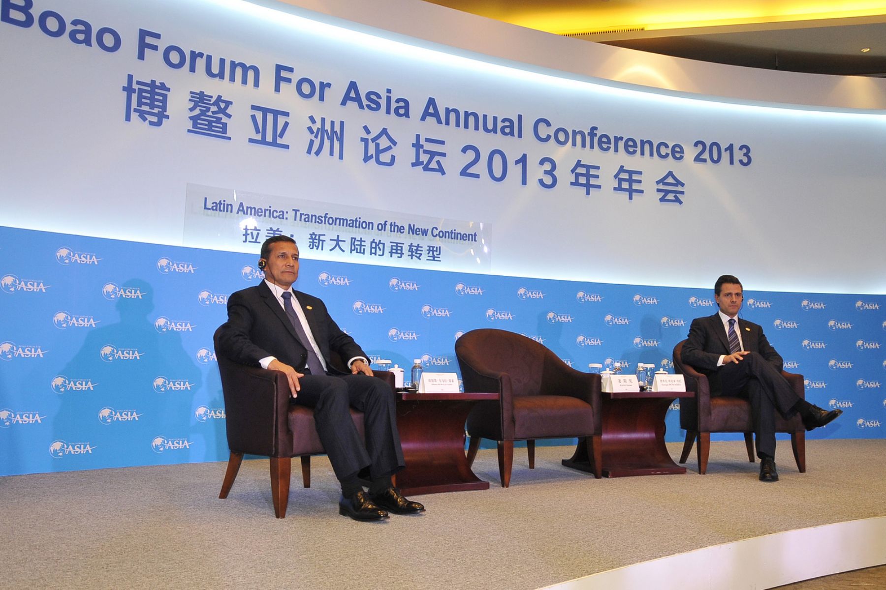 Jefe de Estado participó, junto a su homólogo mexicano Enrique Peña Nieto, en el panel "América Latina: Transformación del Nuevo Mundo" realizado en el marco del Foro Boao para Asia. Foto: ANDINA/Prensa Presidencia