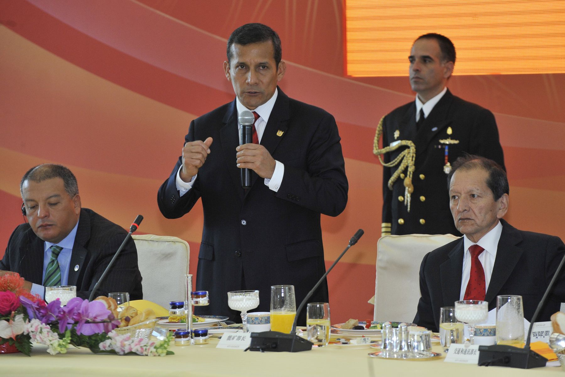 BEIJING,ABRIL 07. Presidente Ollanta Humala se reunió con miembros del Consejo Chino para la Promoción del Comercio Internacional en Beijing.
iFoto: ANDINA/Prensa Presidencia
