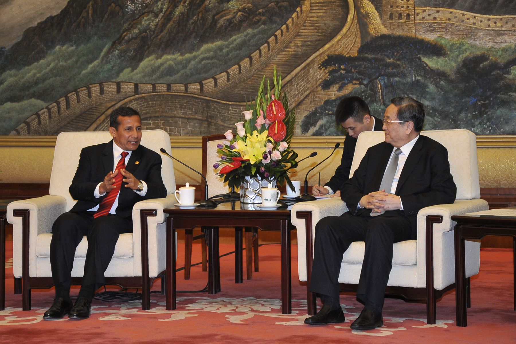 BEIJING, CHINA - ABRIL 08. El Jefe de Estado Ollanta Humala se reunió con el presidente del Comité Nacional de la Conferencia Consultiva Política del Pueblo Chino, Yu Zhengsheng. Foto: ANDINA / Prensa Presidencia