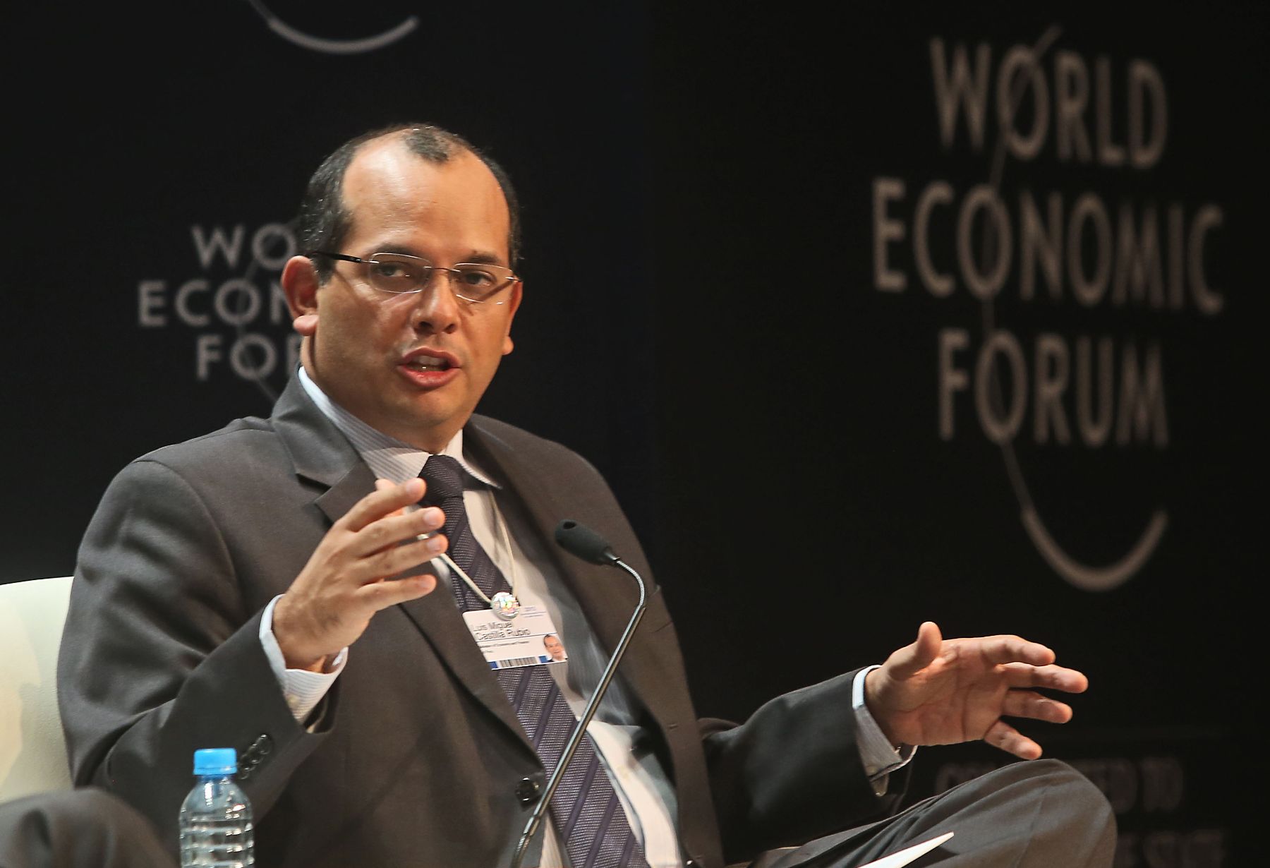 LIMA,PERÚ-ABRIL 25. El Ministro de Economía, Luis Castilla, participa en el Foro Económico Mundial para Latinoamérica 2013.Foto: ANDINA/archivo