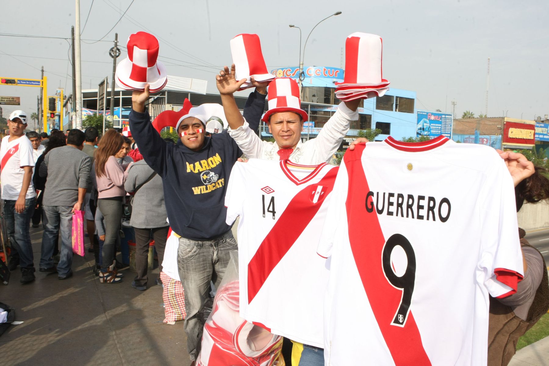 LIMA, PERU - MAYO-  07 Hinchas de la selección peruana.Foto: ANDINA/Vidal Tarqui.