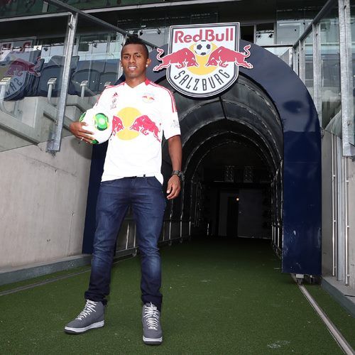 Reyna fue presentado en el Red Bull Arena. INTERNET/Medios