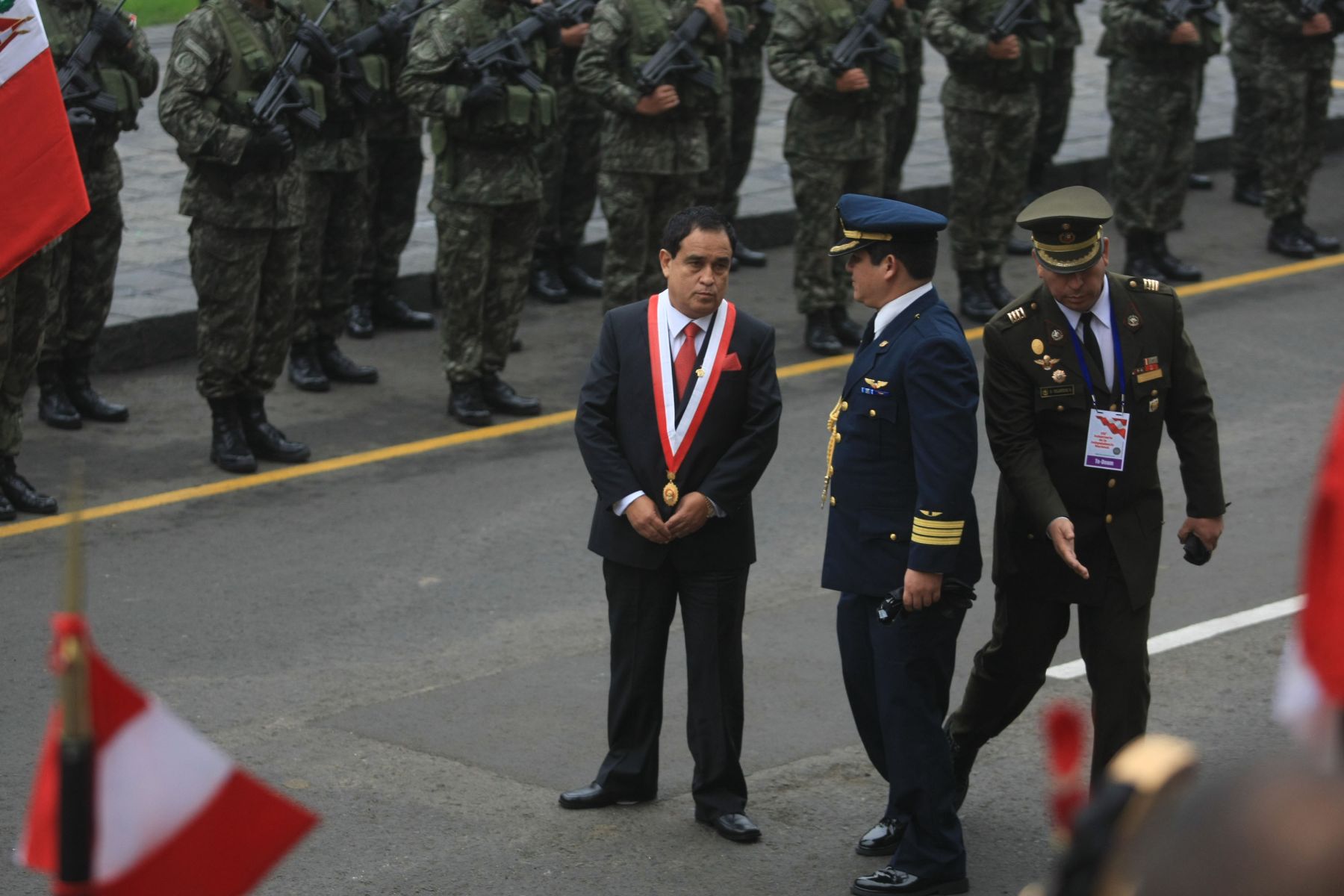 LIMA, PERÚ-JULIO 28. Llegada del Presidente del Congreso de la República, Fredy Otárola, a la Catedral de Lima.

Foto: ANDINA/Juan Carlos Guzmán Negrini.