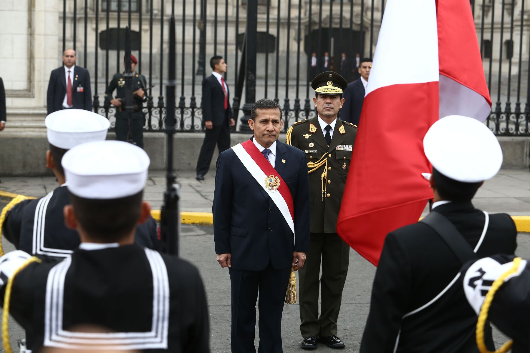 Presidente Ollanta Humala asiste a Misa y Te deum por Fiestas Patrias en la Catedral de Lima Foto: ANDINA/Jack Ramón.