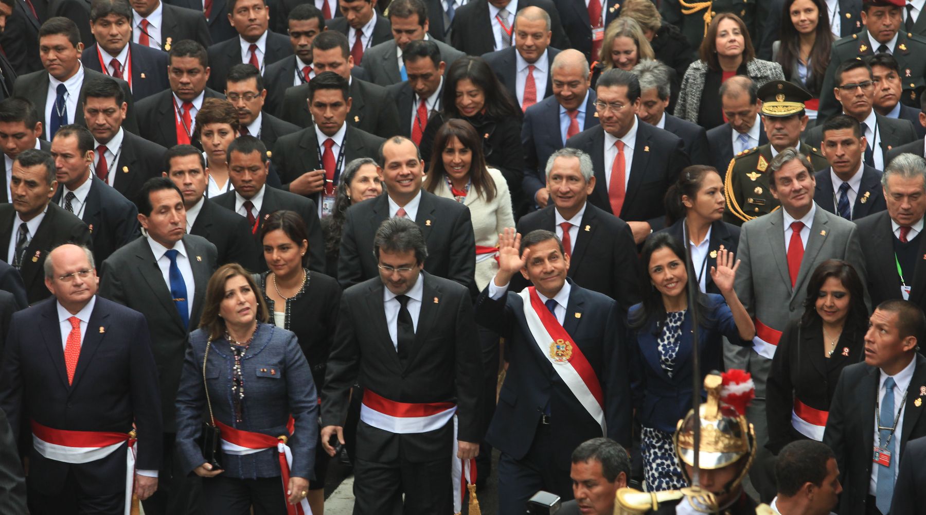 LIMA,PERÚ-JULIO 28. El Presidente Ollanta Humala retorna a Palacio de Gobierno tras de emitir Mensaje de la Nación en el Congreso de la República.
Foto: ANDINA/archivo.