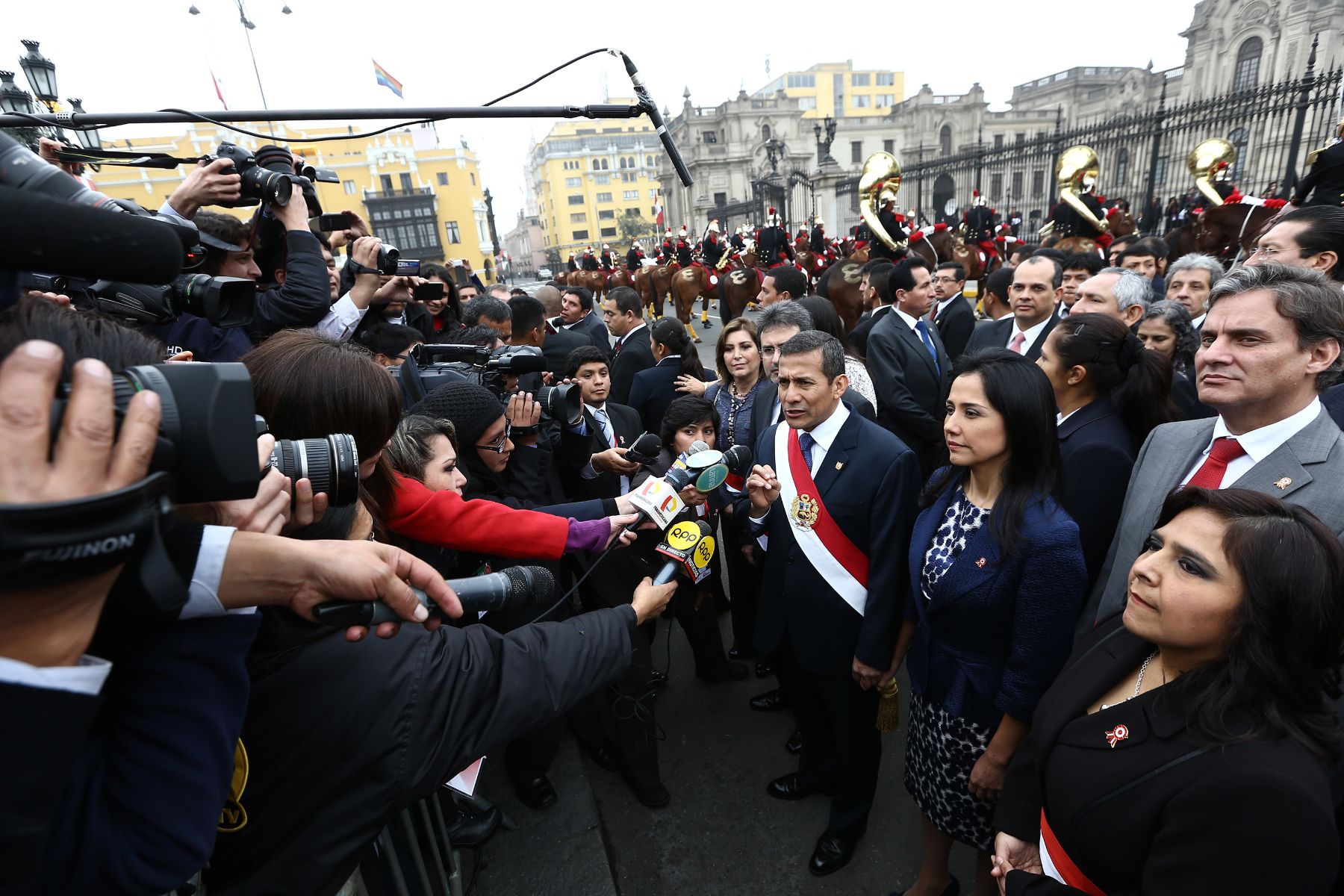 LIMA,PERÚ-JULIO 28. El Presidente Ollanta Humala retorna a Palacio de Gobierno tras de emitir Mensaje de la Nación en el Congreso de la República.Foto: ANDINA/Jack Ramón