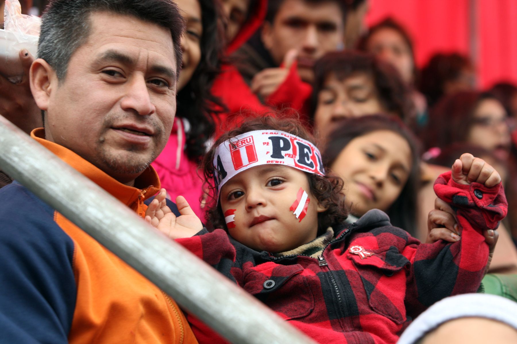 LIMA,PERÚ.JULIO 29.Niños en el Desfile Cívico Militar de Fiestas Patrias.Foto:ANDINA/Héctor Vinces.