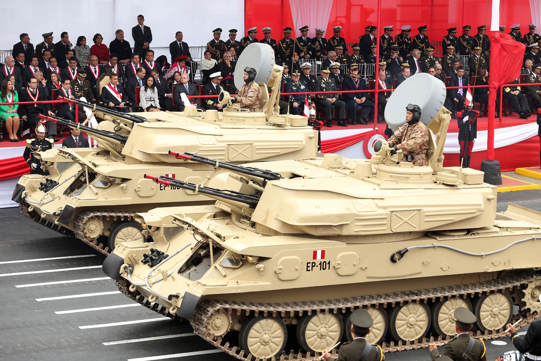 LIMA, PERÚ - JULIO 29.Gran Parada Civico Militar por Fiestas Patrias.Foto: ANDINA/Carlos Lezama