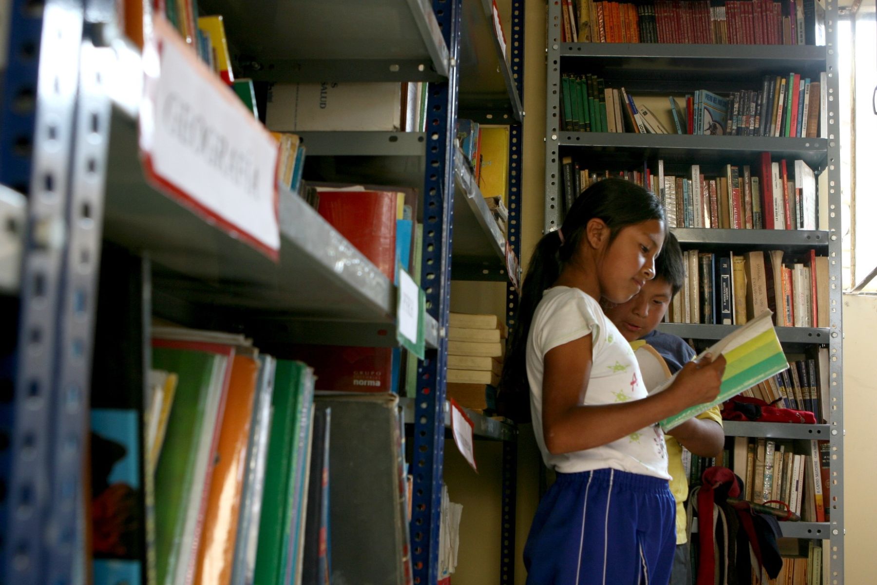 Reactivarán las bibliotecas comunales de la región Lambayeque para fomentar la lectura en la población local.