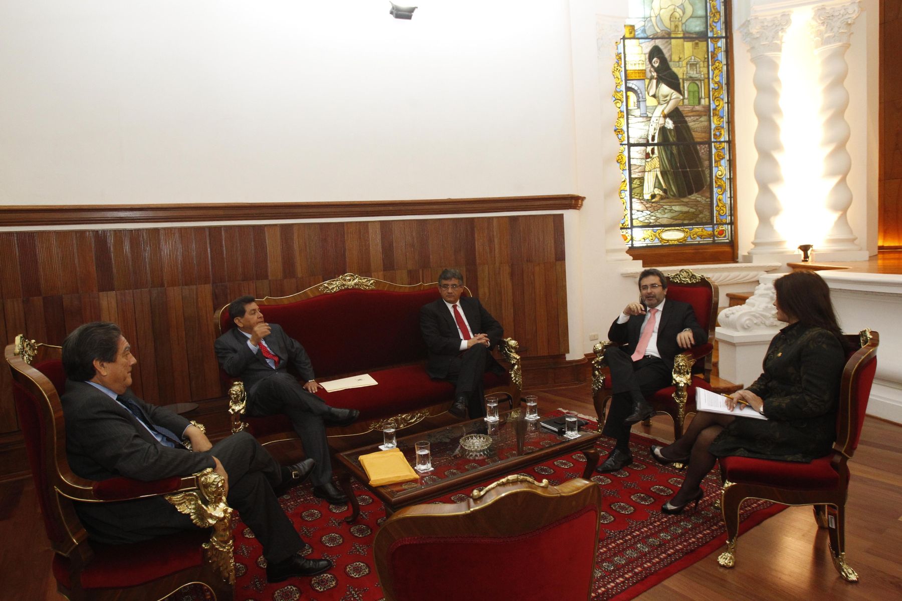 LIMA,PERU-AGOSTO 27.En Palacio de Gobierno, el Presidente del Consejo de Ministros, Juan Jiménez Mayor, se reúne con dirigentes del partido político Perú Posible con el objetivo de recoger sus iniciativas para garantizar el crecimiento económico del país.
 Foto: ANDINA/Prensa Presidencia