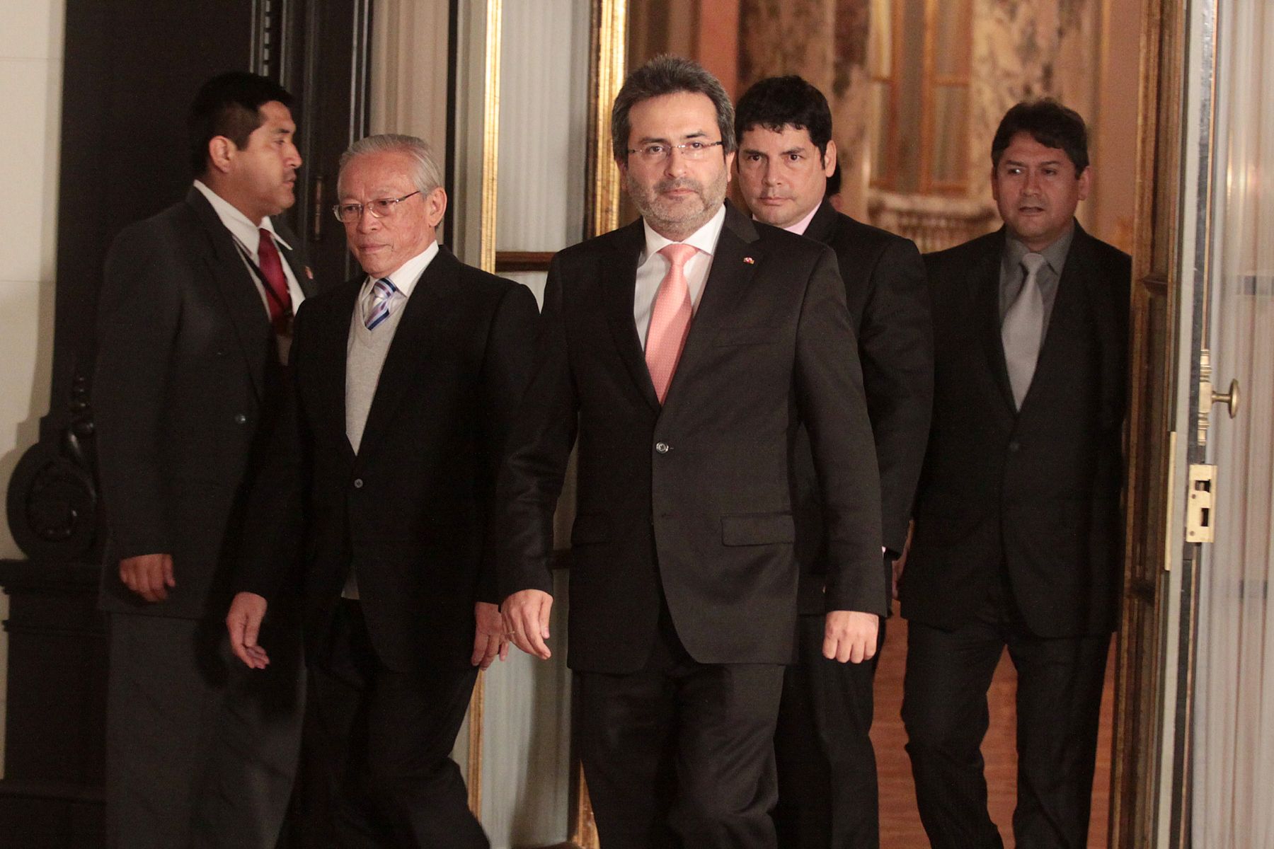 Presidente del Consejo de Ministros Juan Jiménez y dirigentes del partido político Restauración Nacional ofrecieron conferencia de prensa al finalizar diálogo en Palacio de Gobierno.

Foto: ANDINA/Prensa Presidencia
