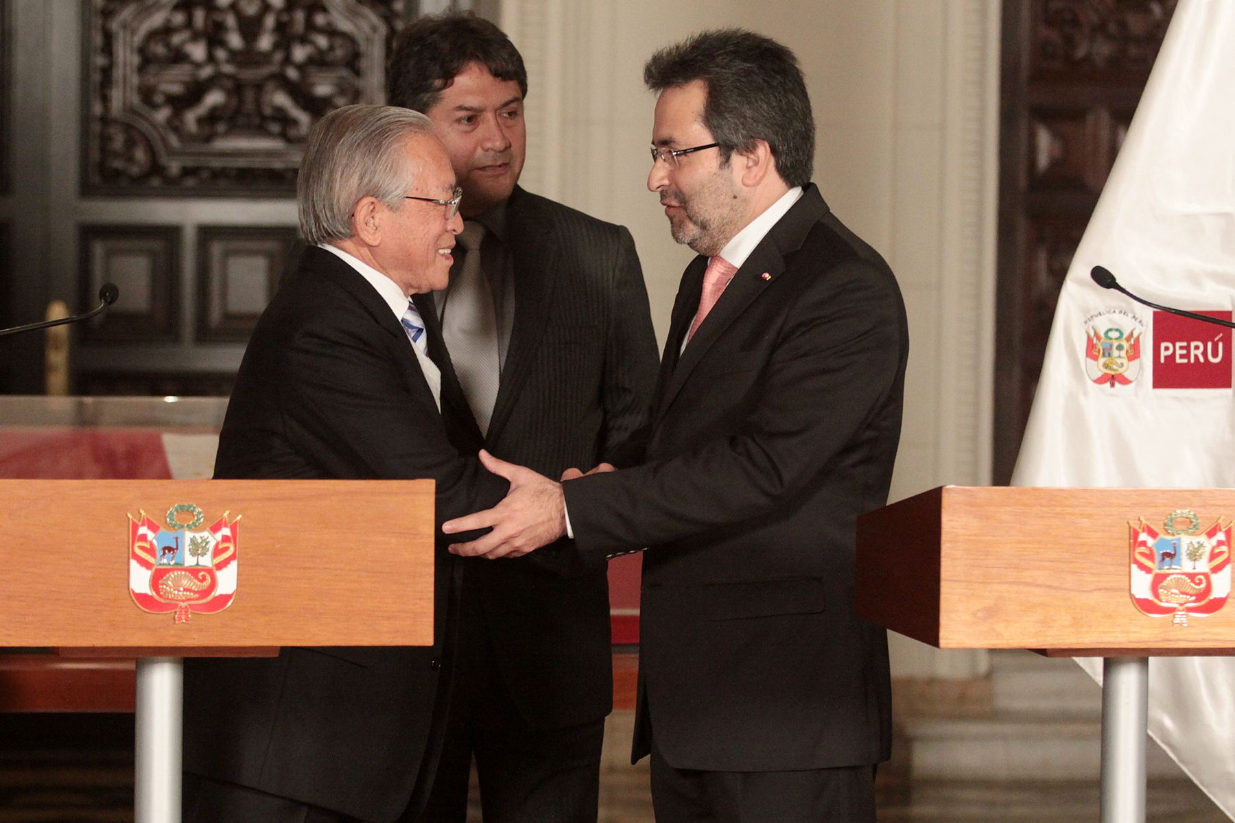 Presidente del Consejo de Ministros Juan Jiménez y dirigentes del partido político Restauración Nacional ofrecieron conferencia de prensa al finalizar diálogo en Palacio de Gobierno.

Foto: ANDINA/Prensa Presidencia
