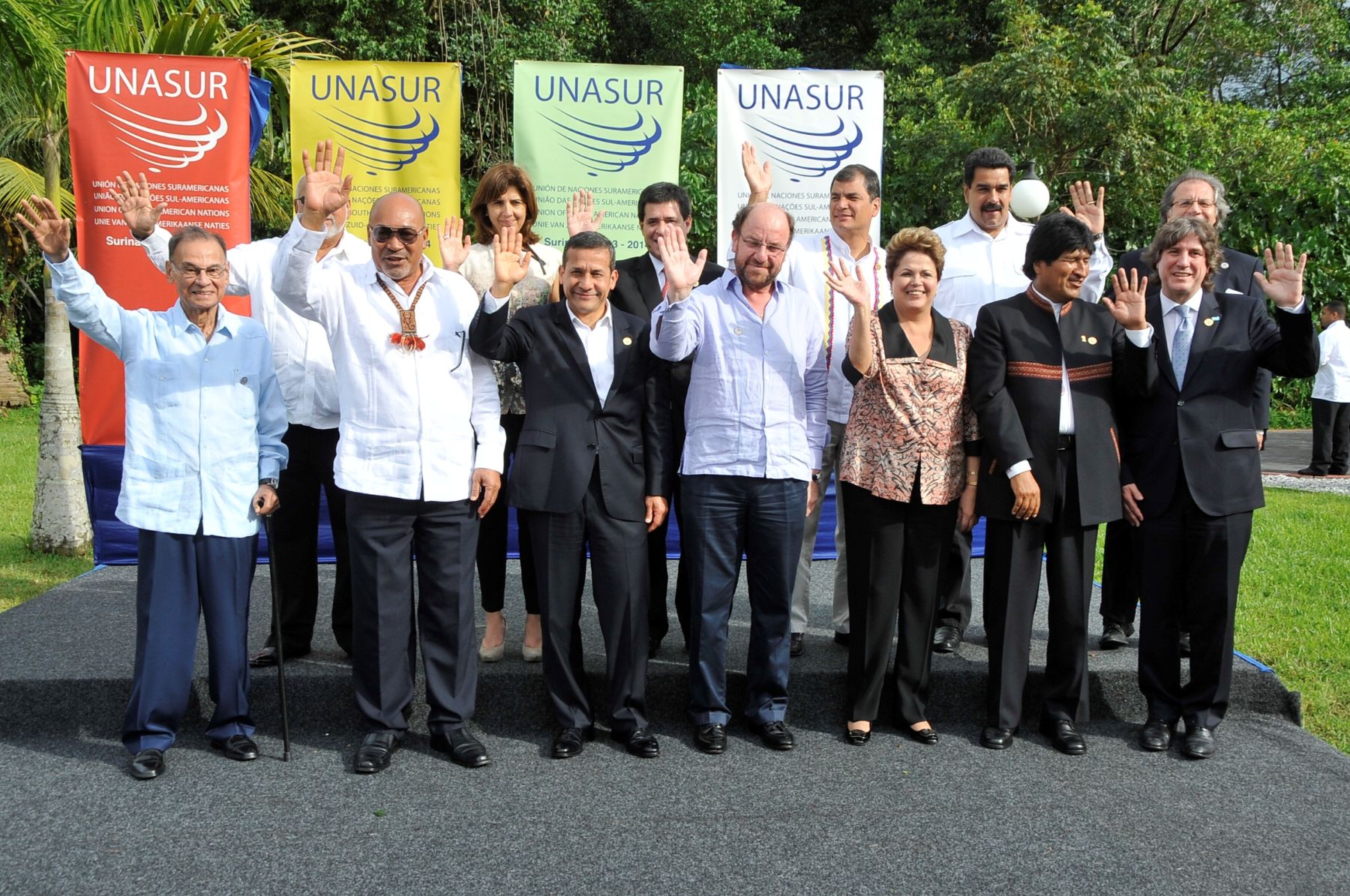 Fotografía oficial de la VII Cumbre de UNASUR en Paramaribo (Surinam). Foto: ANDINA/Prensa Presidencia.