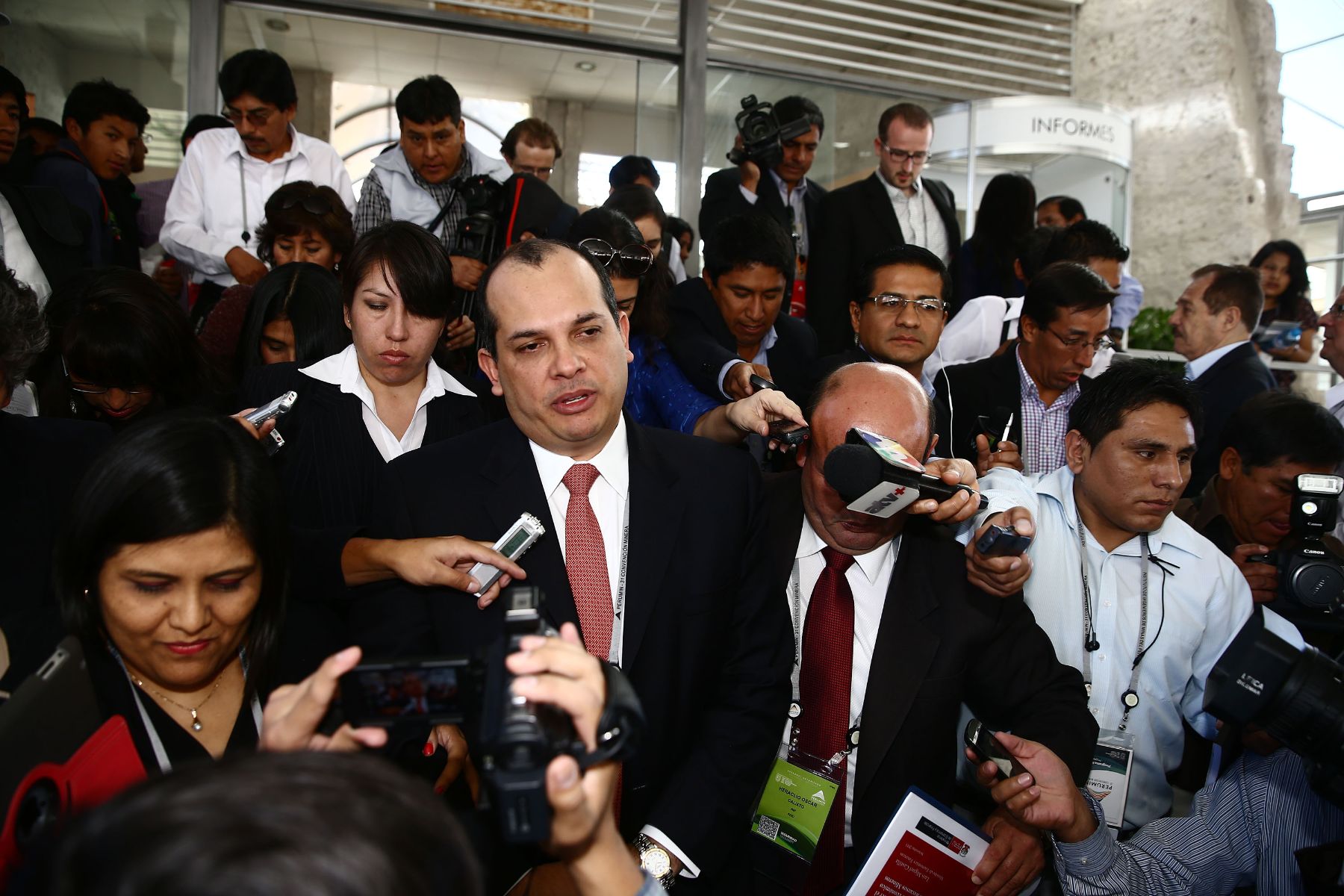 AREQUIPA, PERÚ - SETIEMBRE 17. Ministro de economía,Luis Miguel Castilla expone en la 31 Convención Minera PERUMIN en la ciudad de Arequipa. Foto: Andina/Jack Ramón