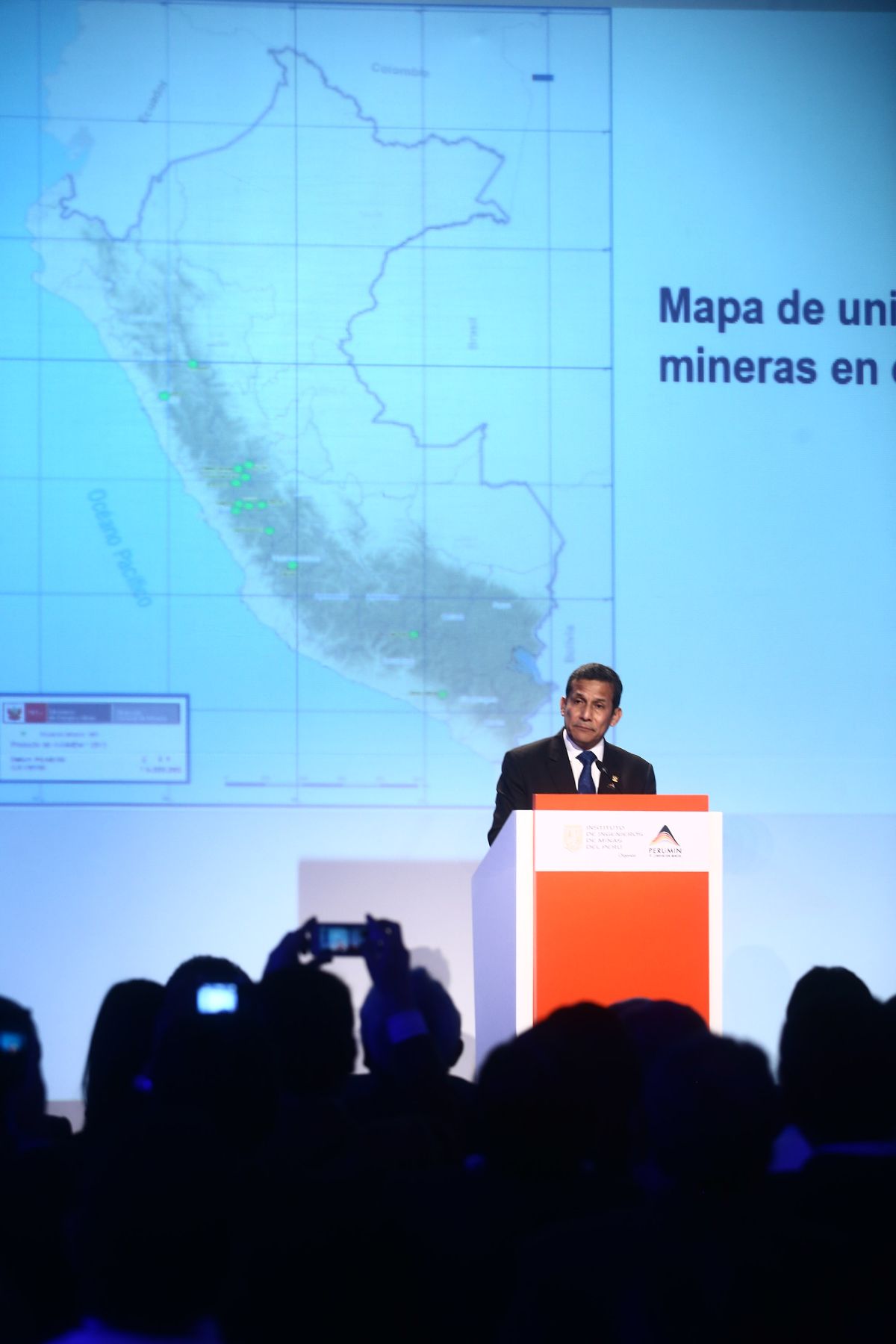 AREQUIPA,PERÚ-20 SETIEMBRE.El presidente Ollanta Humala ,clausura 31 Covención Minera PERUMIN 2013 en el Centro de Covenciones Cerro Juli-Arequipa.Foto: ANDINA/Jack Ramón