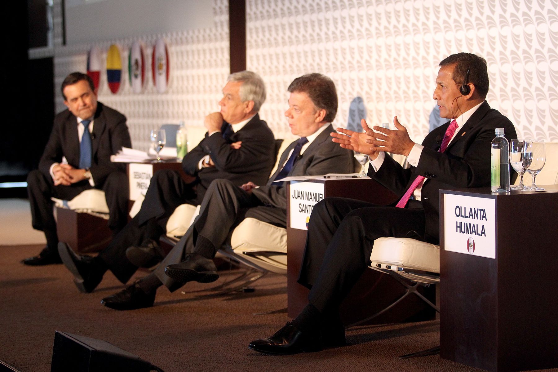 NEW YORK EEUU SETIMBRE 25 Foro Empresarial de la Alianza del Pacífico contó con la participación del presidente Ollanta Humala y sus homólogos de Colombia, Chile y México
Foto: Andina/Prensa Presidencia
