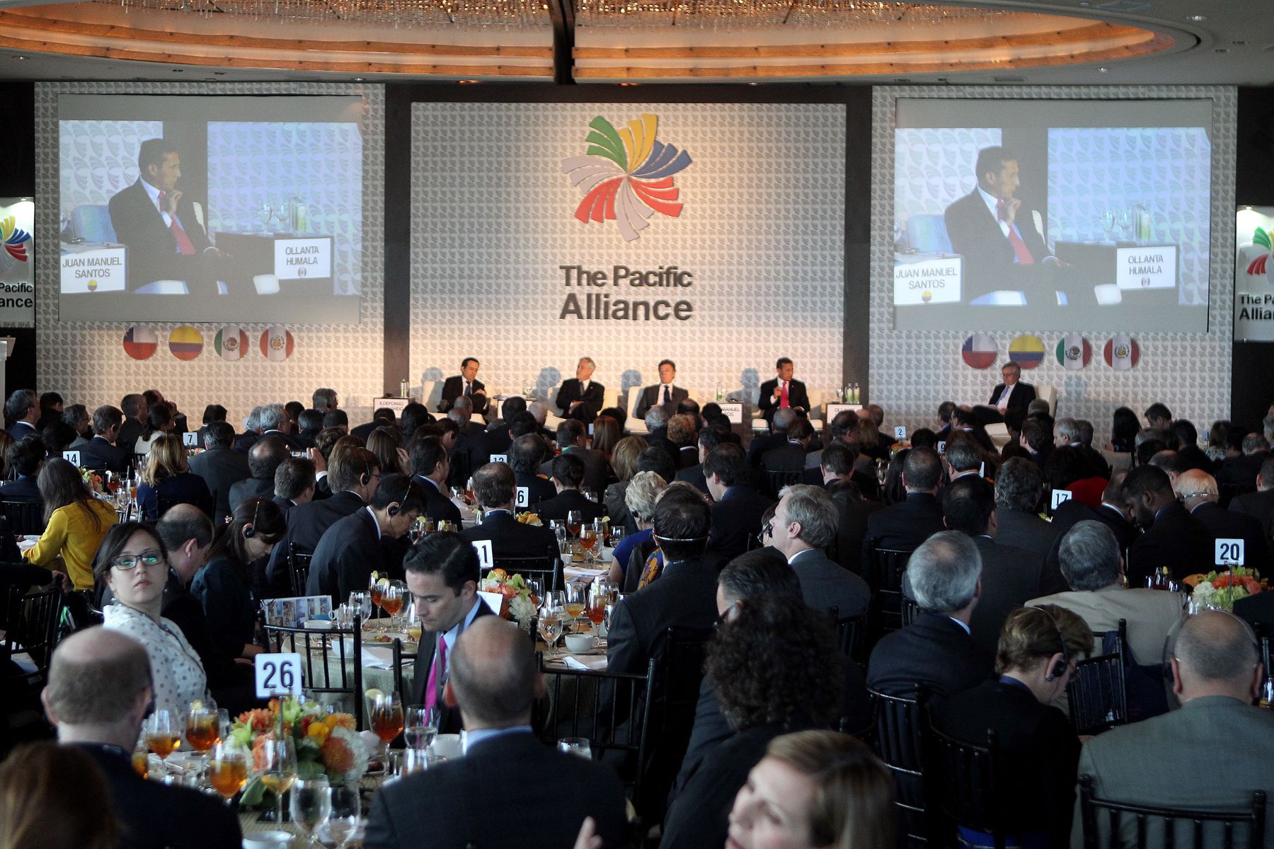 NEW YORK EEUU SETIMBRE 25 Foro Empresarial de la Alianza del Pacífico contó con la participación del presidente Ollanta Humala y sus homólogos de Colombia, Chile y México
Foto: Andina/Prensa Presidencia