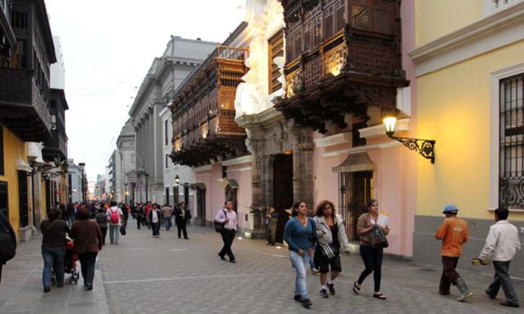 Regidor Wilder Ruiz propone continuar con peatonalización de calles en Centro Histórico de Lima. ANDINA/Difusión