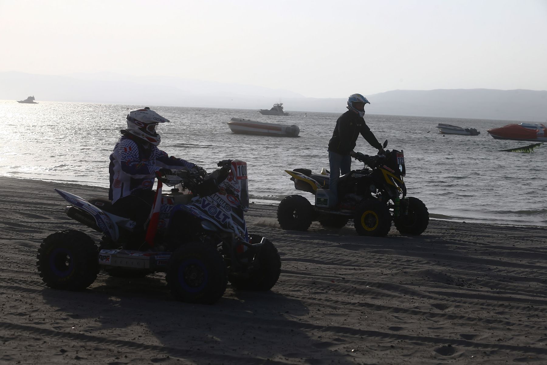 PARACAS,PERÚ,OCTUBRE 03.Partida simbolica del   Dakar Series Desafio Inca 2013.Foto: ANDINA/Jack Ramón