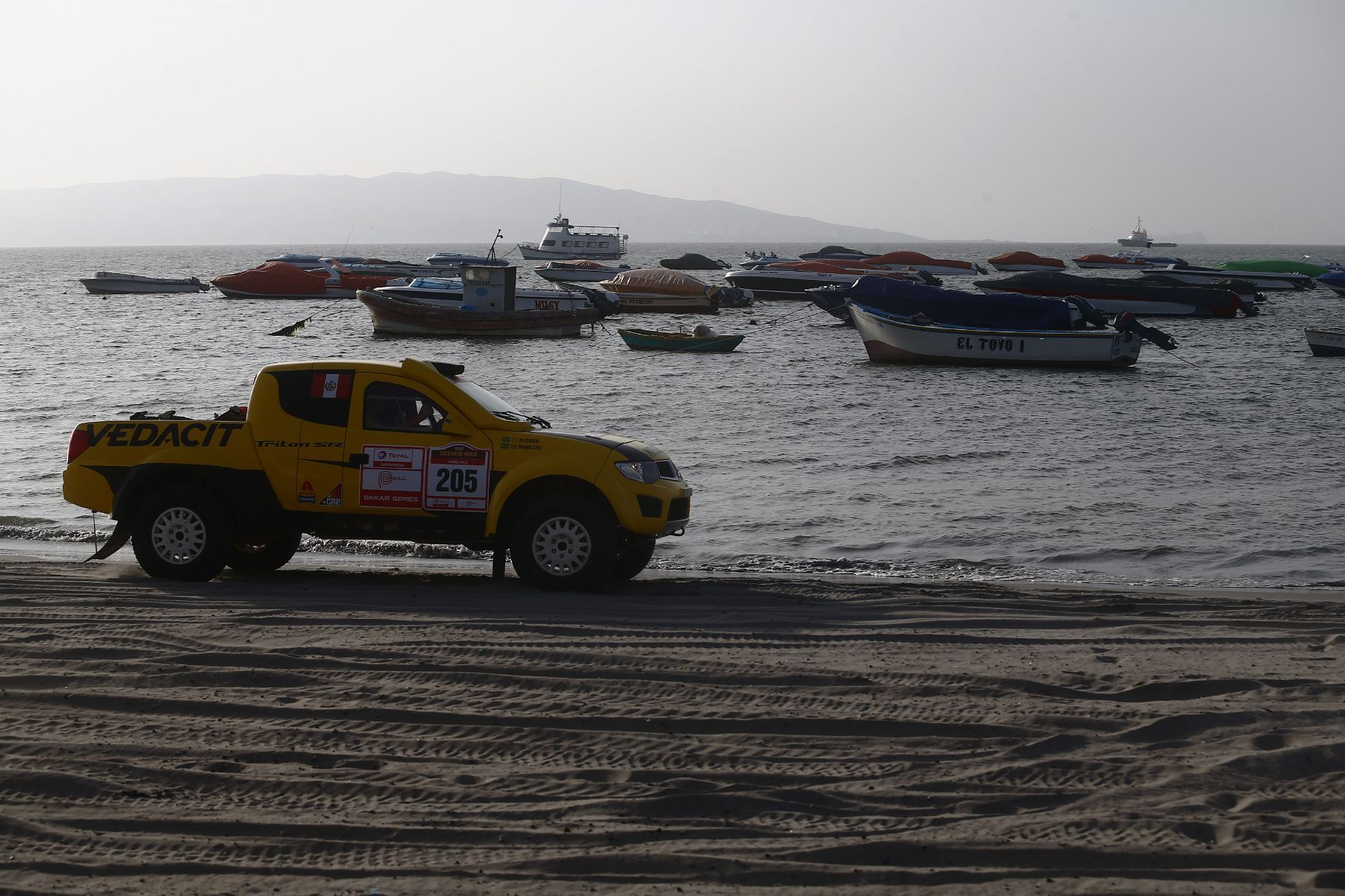 PARACAS,PERÚ,OCTUBRE 03.Partida simbolica del   Dakar Series Desafio Inca 2013.Foto: ANDINA/Jack Ramón