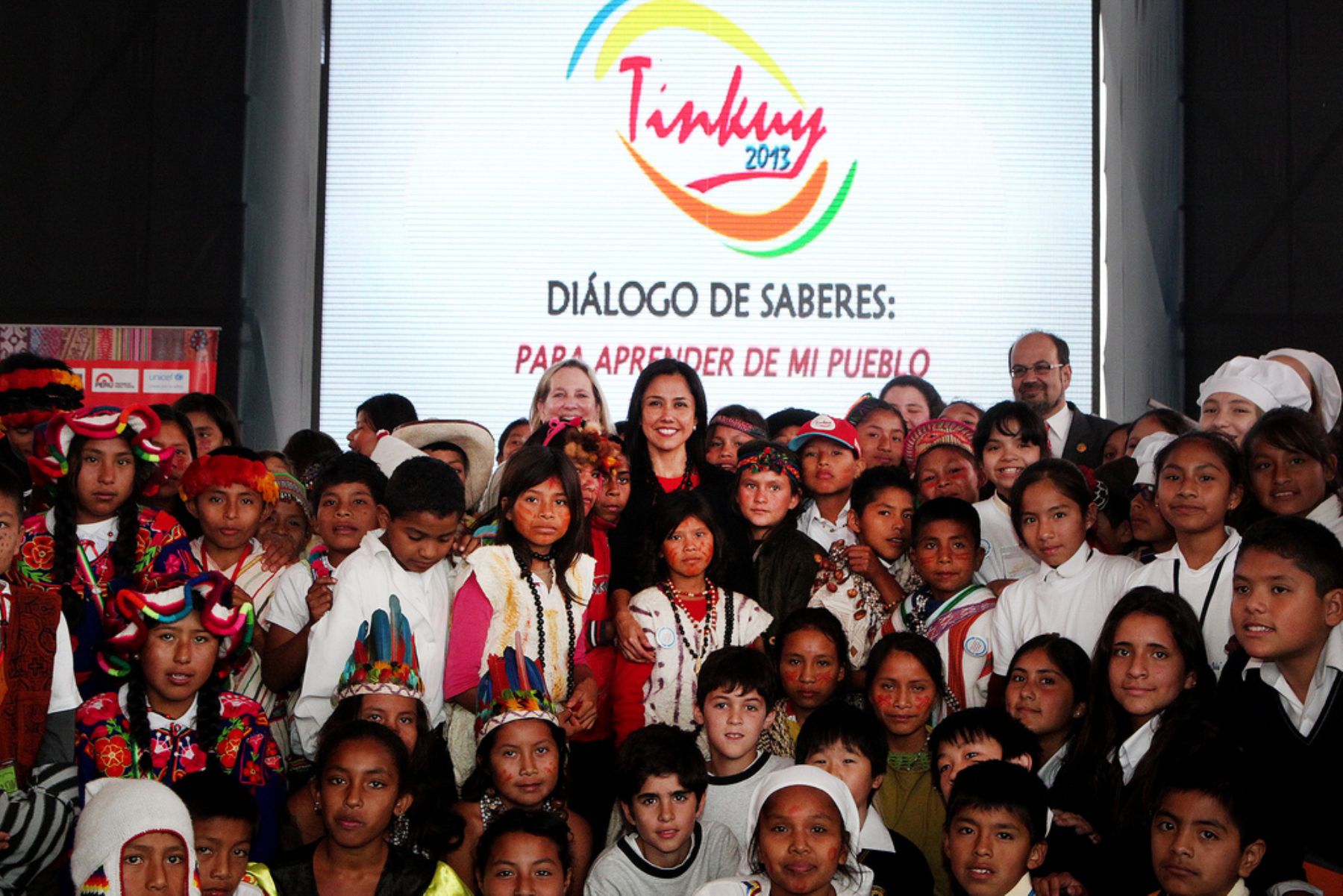 Primera Dama de la Nación, Nadine Heredia, durante ceremonia del Tinkuy 2013 dijo que los niños y niñas nos dan lección de avanzar en conjunto hacia un mismo ideal. ANDINA/Presidencia