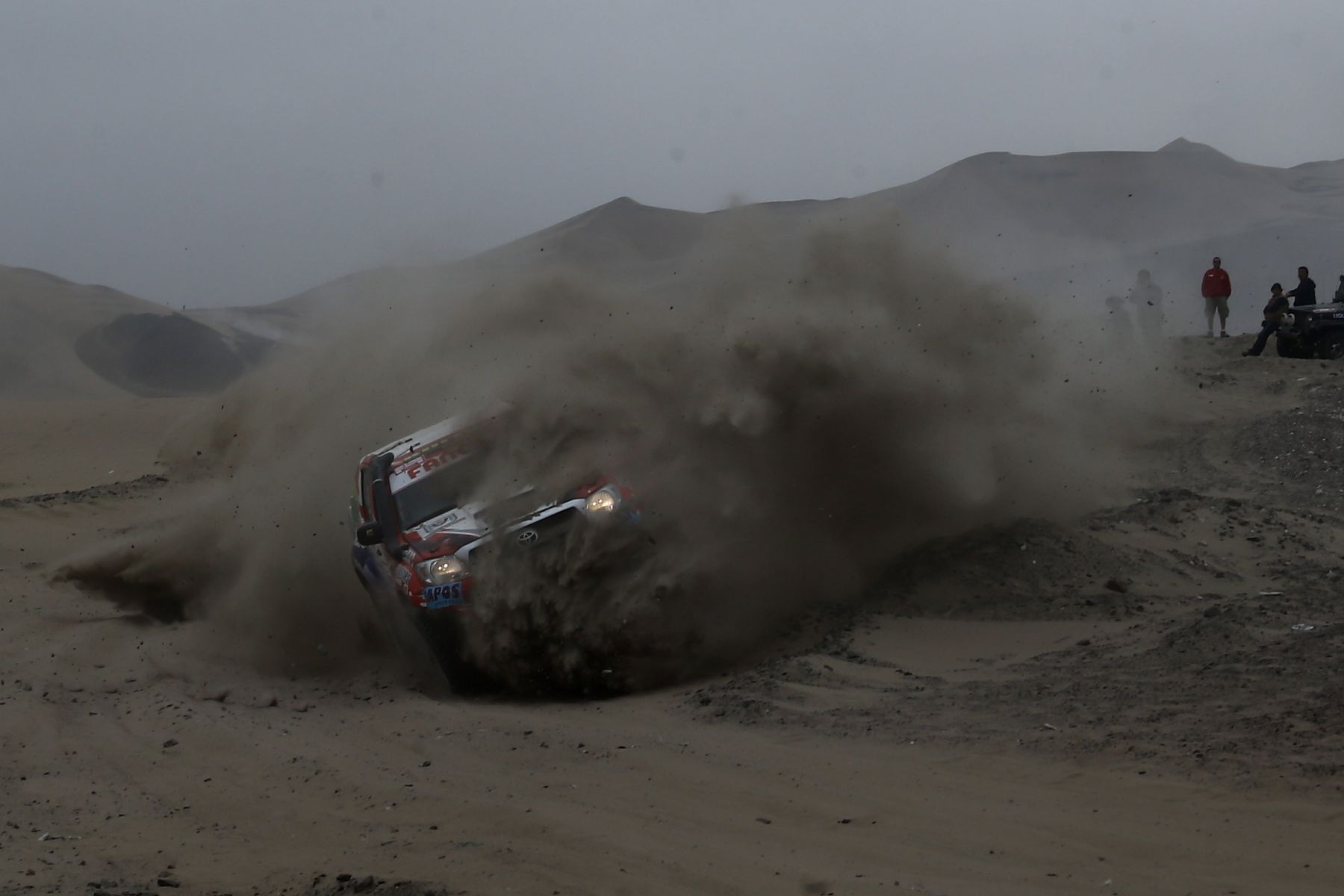 ICA,PERÚ,OCTUBRE 04.Primera etapa del Desafio Inca en la majestuosas dunas de Ica donde los pilotos han debido superar los dos especiales programados sumando un total de 308 kilómetros cronometrados.Foto: ANDINA/Jack Ramón