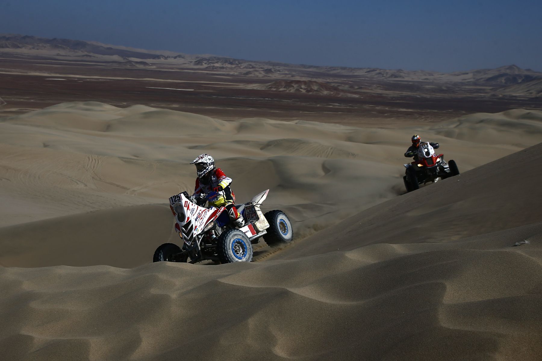 ICA,PERÚ,OCTUBRE 04.Primera etapa del Desafio Inca en la majestuosas dunas de Ica donde los pilotos han debido superar los dos especiales programados sumando un total de 308 kilómetros cronometrados.Foto: ANDINA/Jack Ramón