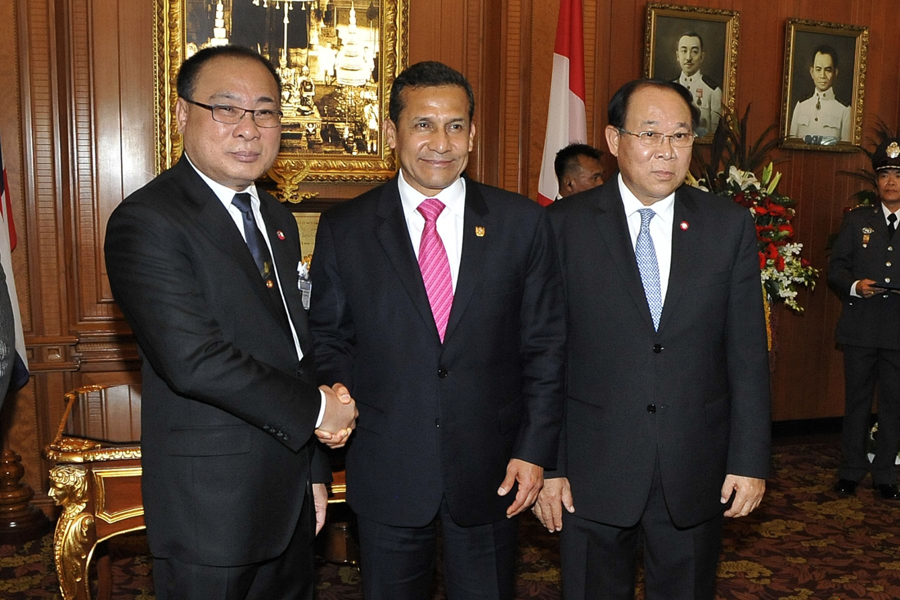BANGKOK,TAILANDIA-OCTUBRE 05. En la sede de Asamblea Nacional de Tailandia, se desarrolló el diálogo entre el presidente Ollanta Humala Tasso y el Presidente de la Asamblea Nacional y Cámara de Representantes.
 Foto:Andina/Prensa Presidencia
