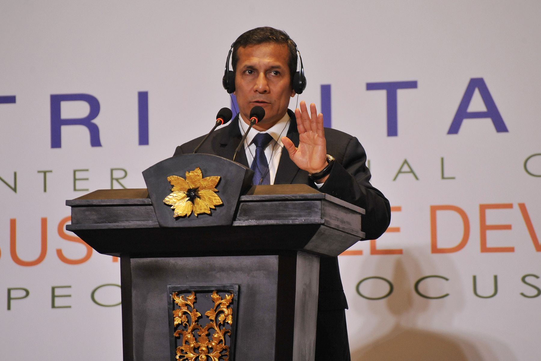 Presidente Ollanta Humala disertó en este evento sobre el tema “Avanzar hacia un Asia Pacífico Sostenible”. Otros panelistas invitados a este evento son el Primer Ministro de Nueva Zelanda, el Primer Ministro de Singapur, la Presidenta de la República de Corea y el Presidente de Chile.