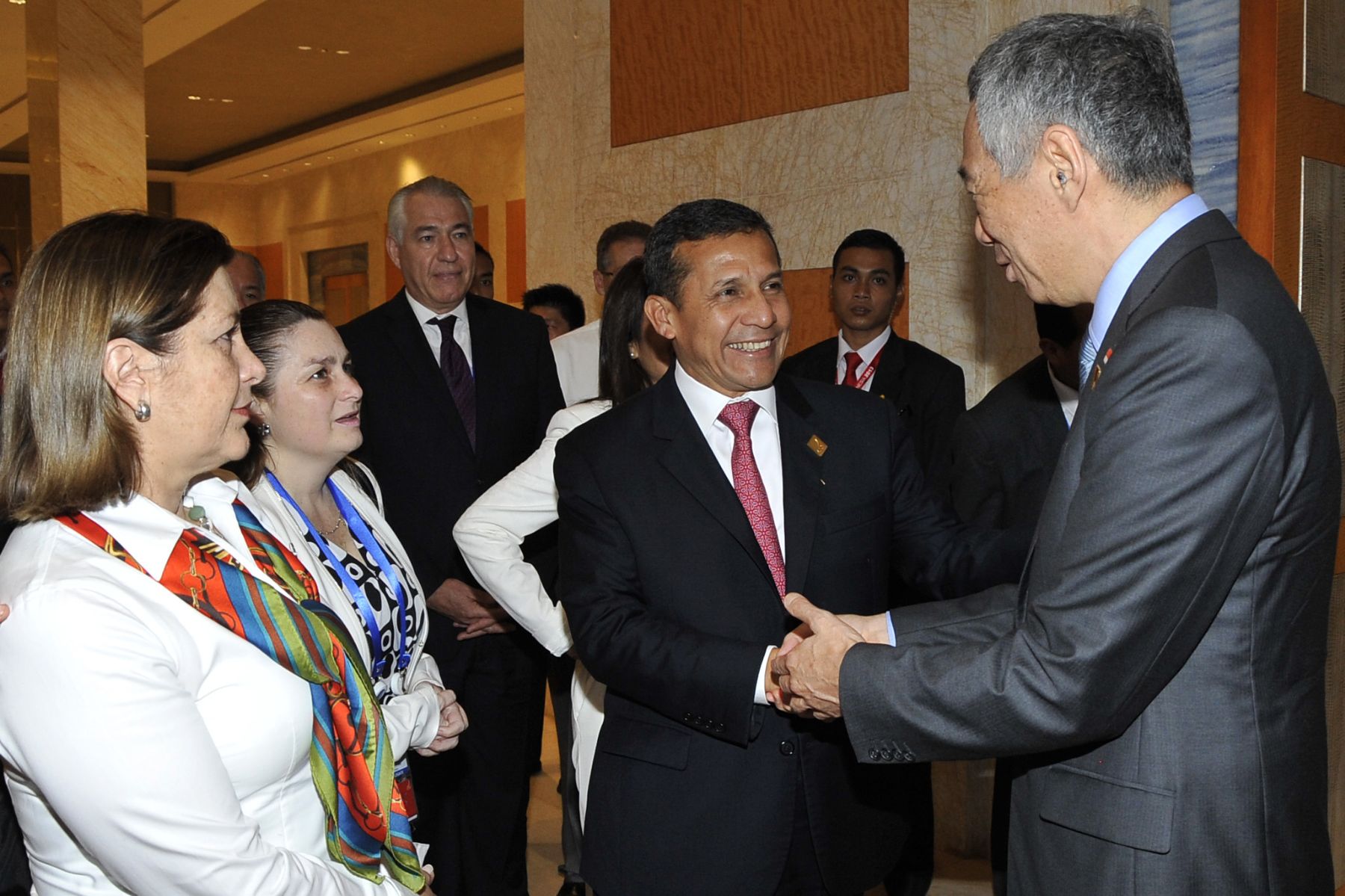 BALI,INDONESIA-OCTUBRE 06.  Encuentro bilateral entre el presidente Ollanta Humala y el Primer Ministro de Singapur, Lee Hsien Loong, ocurrió en Bali (Indonesia)
Foto: ANDINA/Prensa Presidencia
