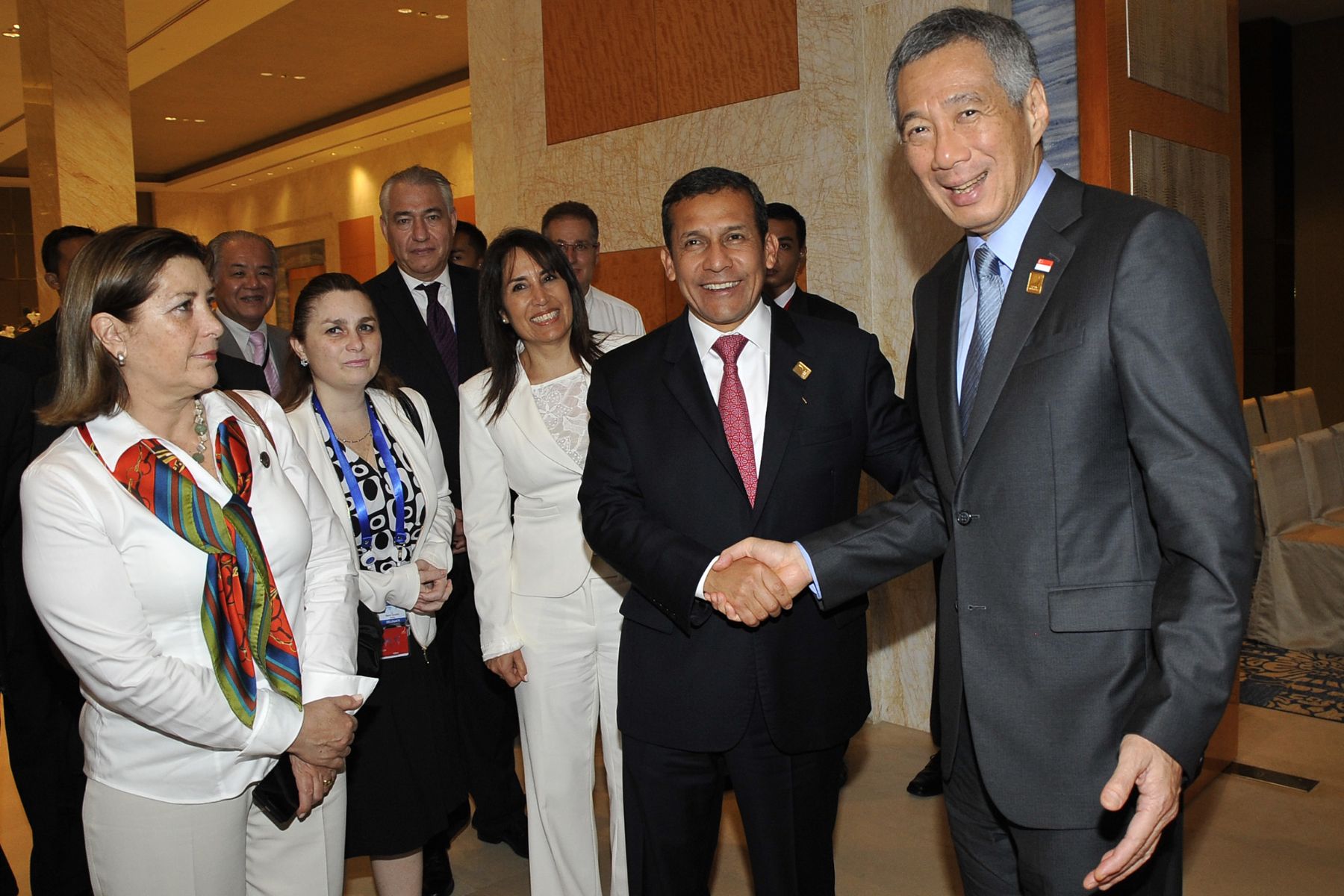 BALI,INDONESIA-OCTUBRE 06.  Encuentro bilateral entre el presidente Ollanta Humala y el Primer Ministro de Singapur, Lee Hsien Loong, ocurrió en Bali (Indonesia)
Foto: ANDINA/Prensa Presidencia