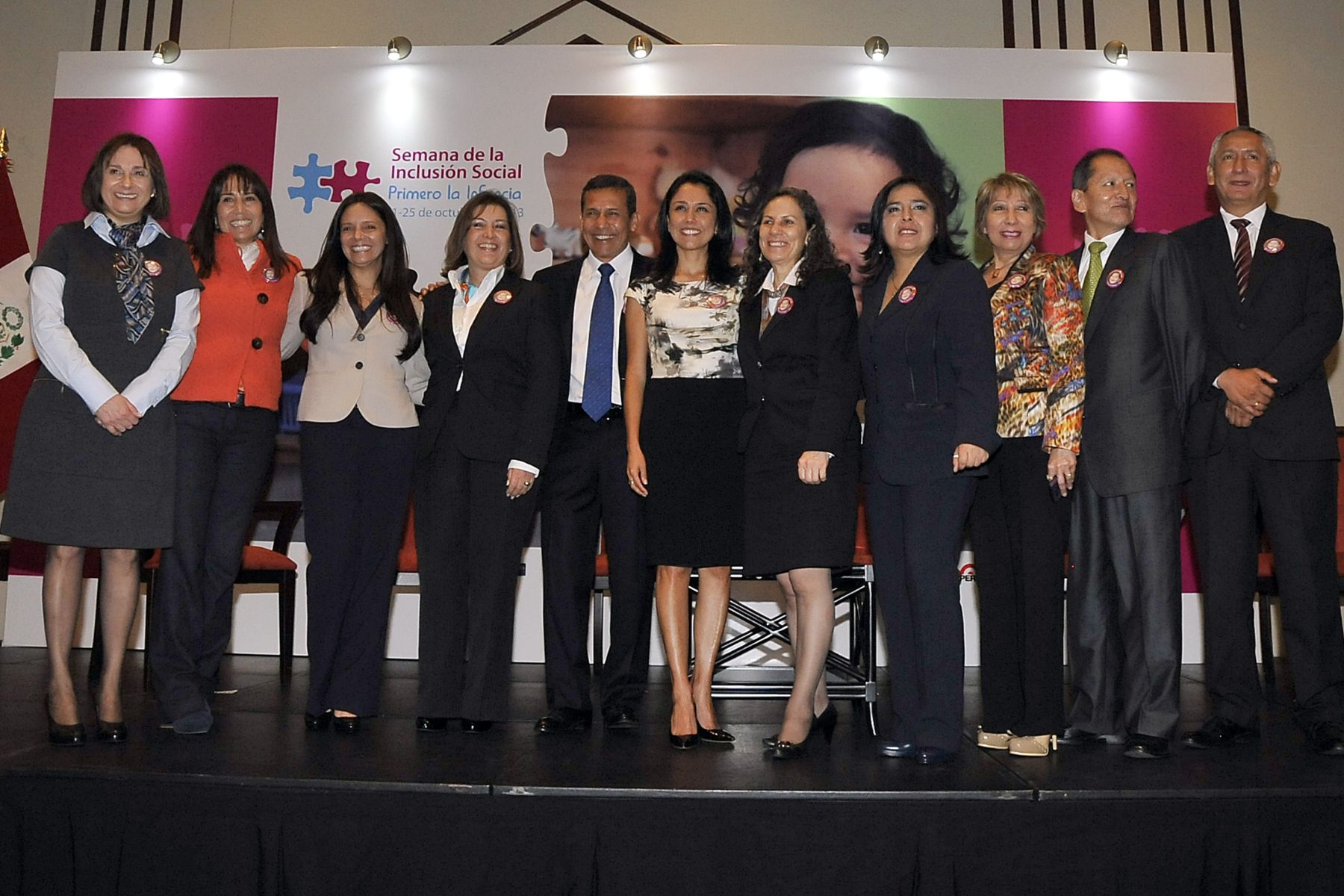 SAN ISIDRO, LIMA. 22 DE OCTUBRE. Presidente de la República Ollanta Humala Tasso, participó en lanzamiento de la Segunda Semana de la Inclusión Social, evento que contó con la asistencia de Ministros de Estado y la Primera Dama. Foto: ANDINA/Prensa Presidencia