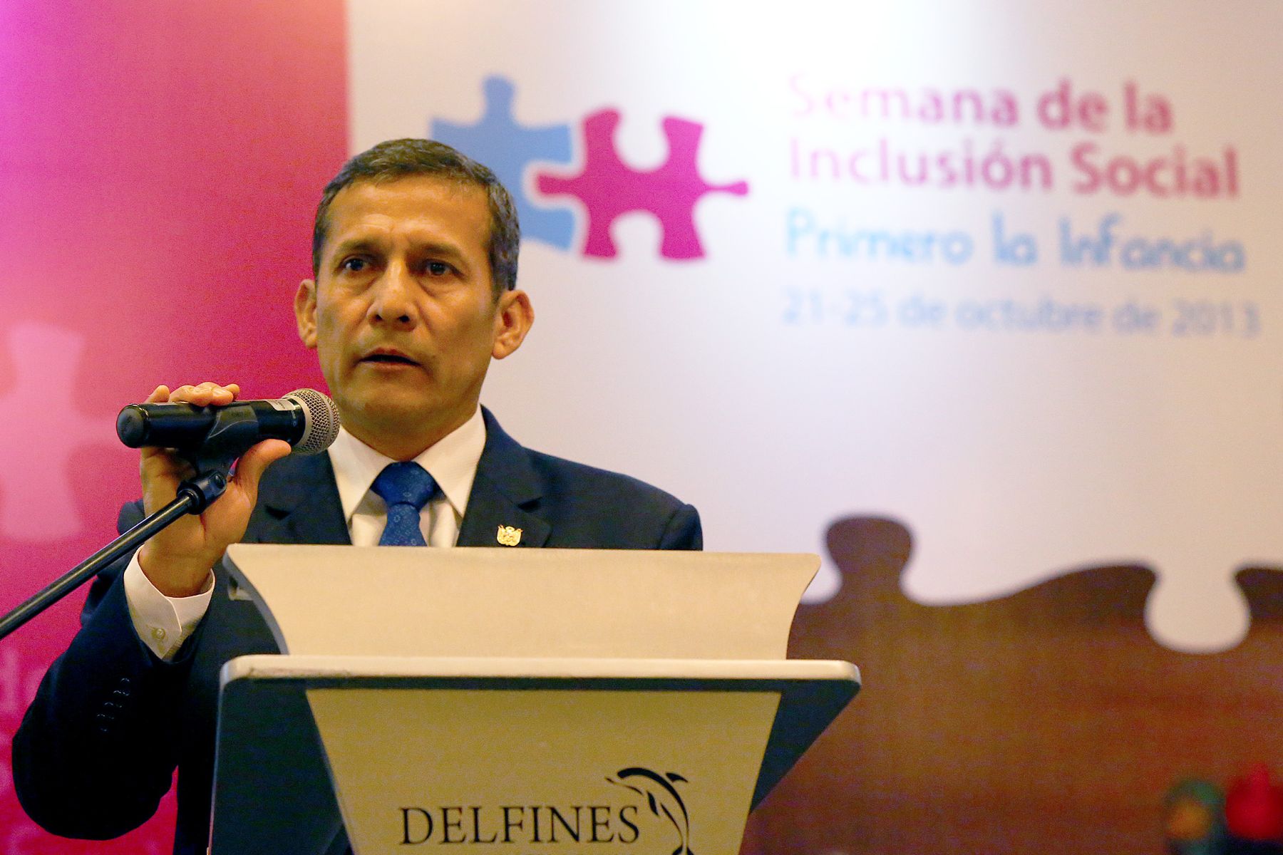 SAN ISIDRO, LIMA. 22 DE OCTUBRE. Presidente de la República Ollanta Humala Tasso, participó en lanzamiento de la Segunda Semana de la Inclusión Social, evento que contó con la asistencia de Ministros de Estado y la Primera Dama. Foto: ANDINA/Prensa Presidencia