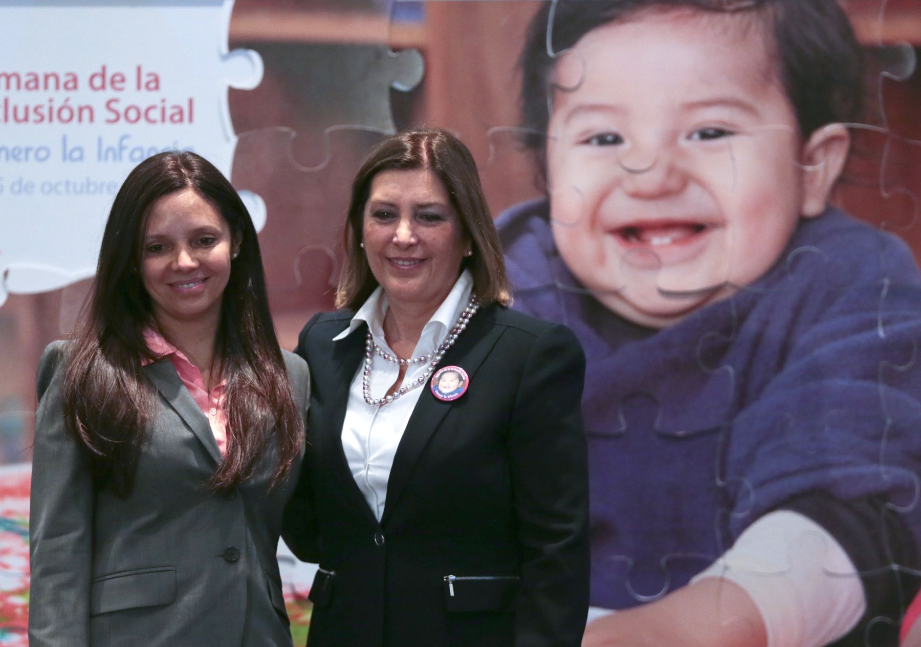 LIMA , PERU- OCTUBRE 23.Las Ministras de Desarrollo e Inclusión Social Monica Rubio y de Relaciones Exteriores Eda Rivas, inauguran la semana de la inclusión Social en la Cancillería.Foto: ANDINA/Carlos Lezama