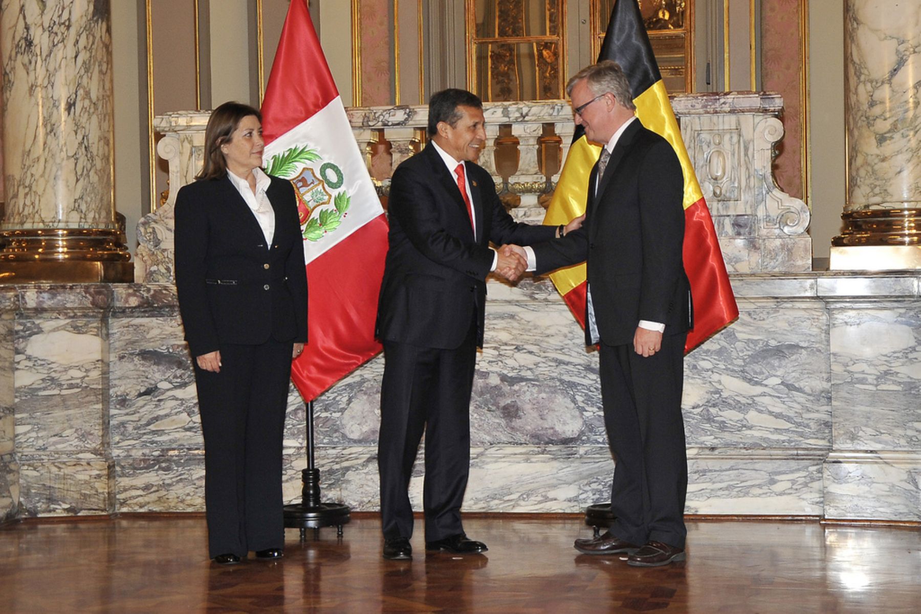 Embajador del Reino de Bélgica en el Perú, Michel Dewez, presentó sus cartas credenciales al presidente Ollanta Humala Tasso. ANDINA/Presidencia