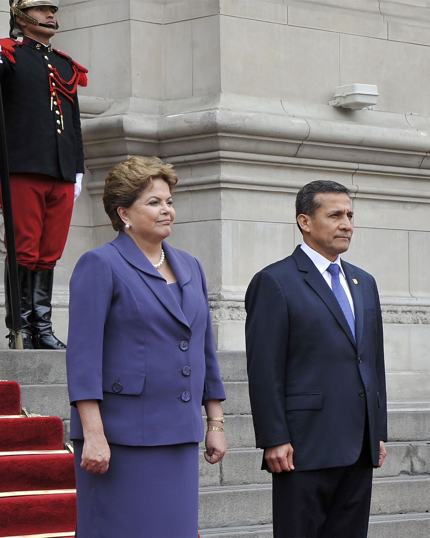 LIMA. 11 DE NOVIEMBRE. El Presidente de la República, Ollanta Humala Tasso, recibió en Palacio de Gobierno a la Presidenta de la República Federativa del Brasil, Dilma Rousseff, quien realiza una visita oficial a nuestro país. Foto: ANDINA/Prensa Presidencia.