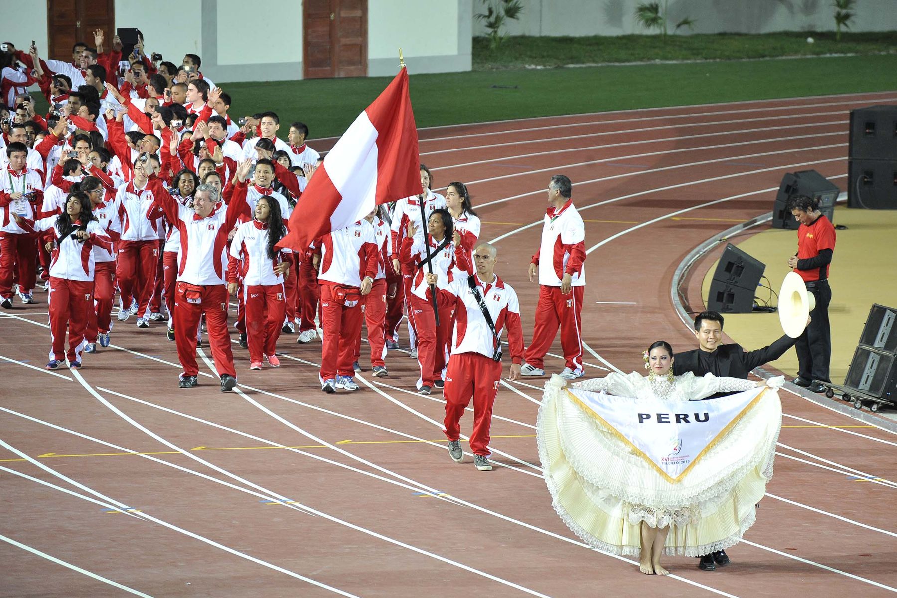 TRUJILLO. 16 DE NOVIEMBRE. Presidente de la República, Ollanta Humala Tasso, participó en la ceremonia de inauguración de los XVII Juegos Deportivos Bolivarianos Trujillo 2013. Foto: ANDINA/Prensa Presidencia