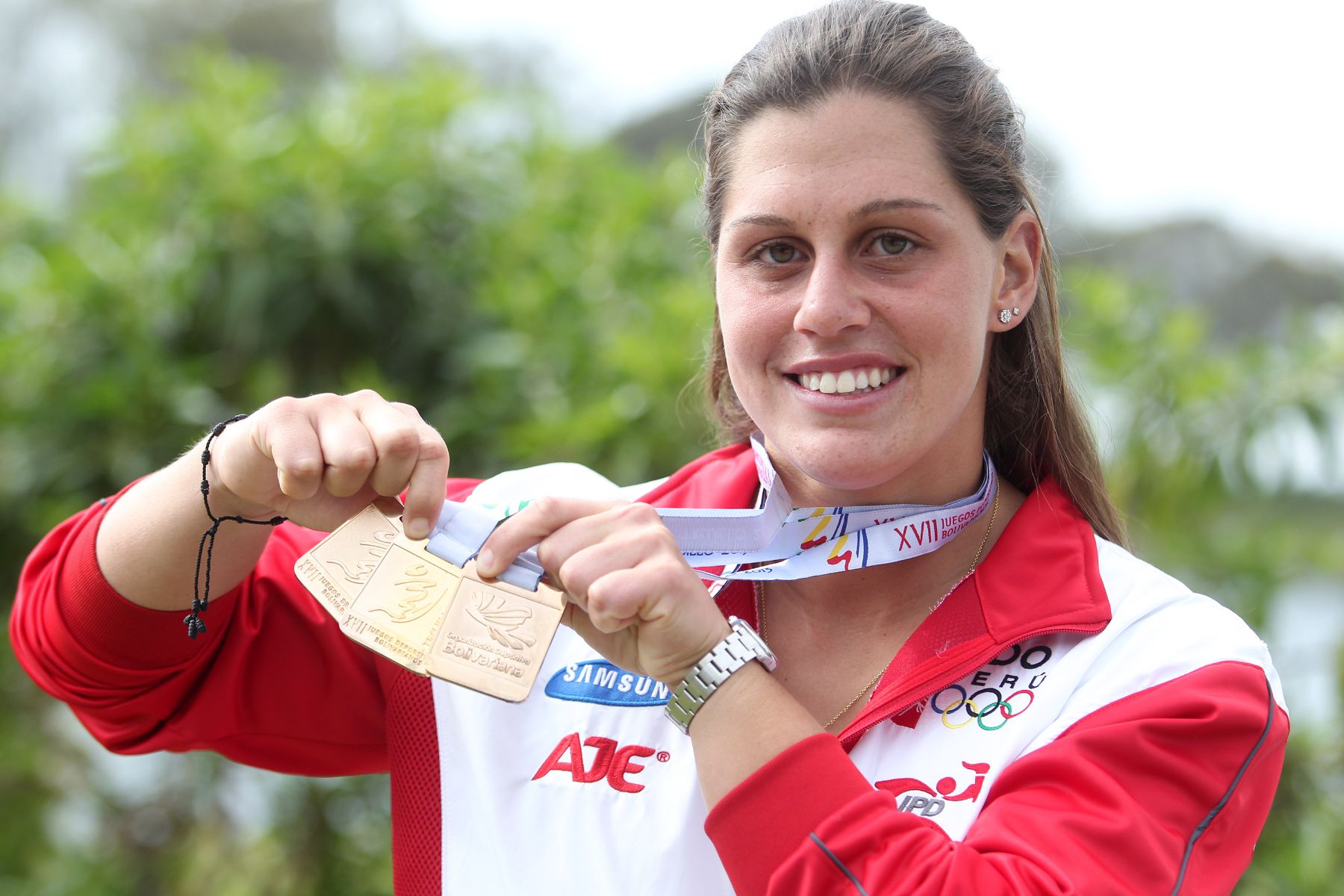 BUJAMA, LIMA - NOVIEMBRE 18. Delfina Cuglievan gana medalla de oro en Sky Acuatico en los juegos bolivarianos. Foto: ANDINA/Marco del Río