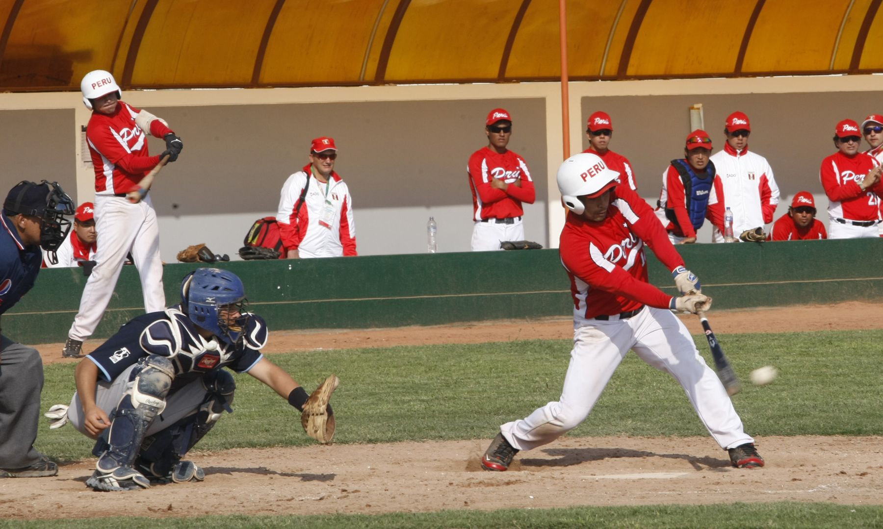 LIMA,PERÚ-18 NOVIEMBRE. Beisbol por los Bolivarianos 2013,Perú Vs Guatemala Foto: ANDINA/Norman Córdova