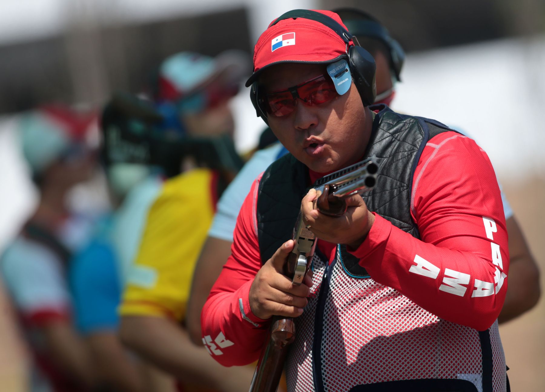 LIMA, PERÚ - NOVIEMBRE 20. Competencia de Tiro en el marco de los Juegos Bolivarianos 2013.  

Foto: ANDINA/Juan Carlos Guzmán Negrini.