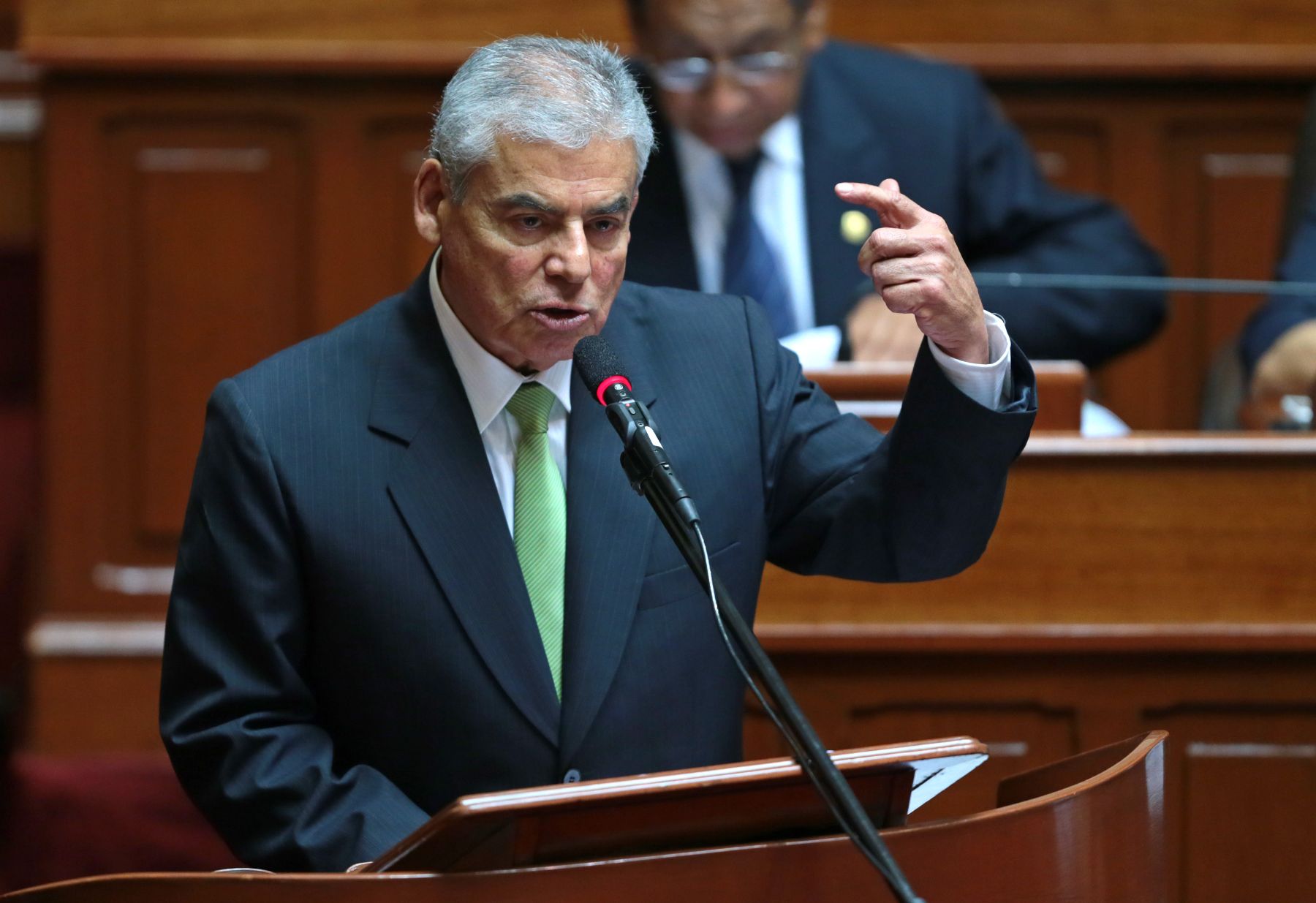 LIMA-PERU, 20 DE NOVIEMBRE. El Primer Ministro, Cesar Villanueva, y su gabinete se presentan ante el pleno del Congreso de la República.Foto: ANDINA/Carlos Lezama
