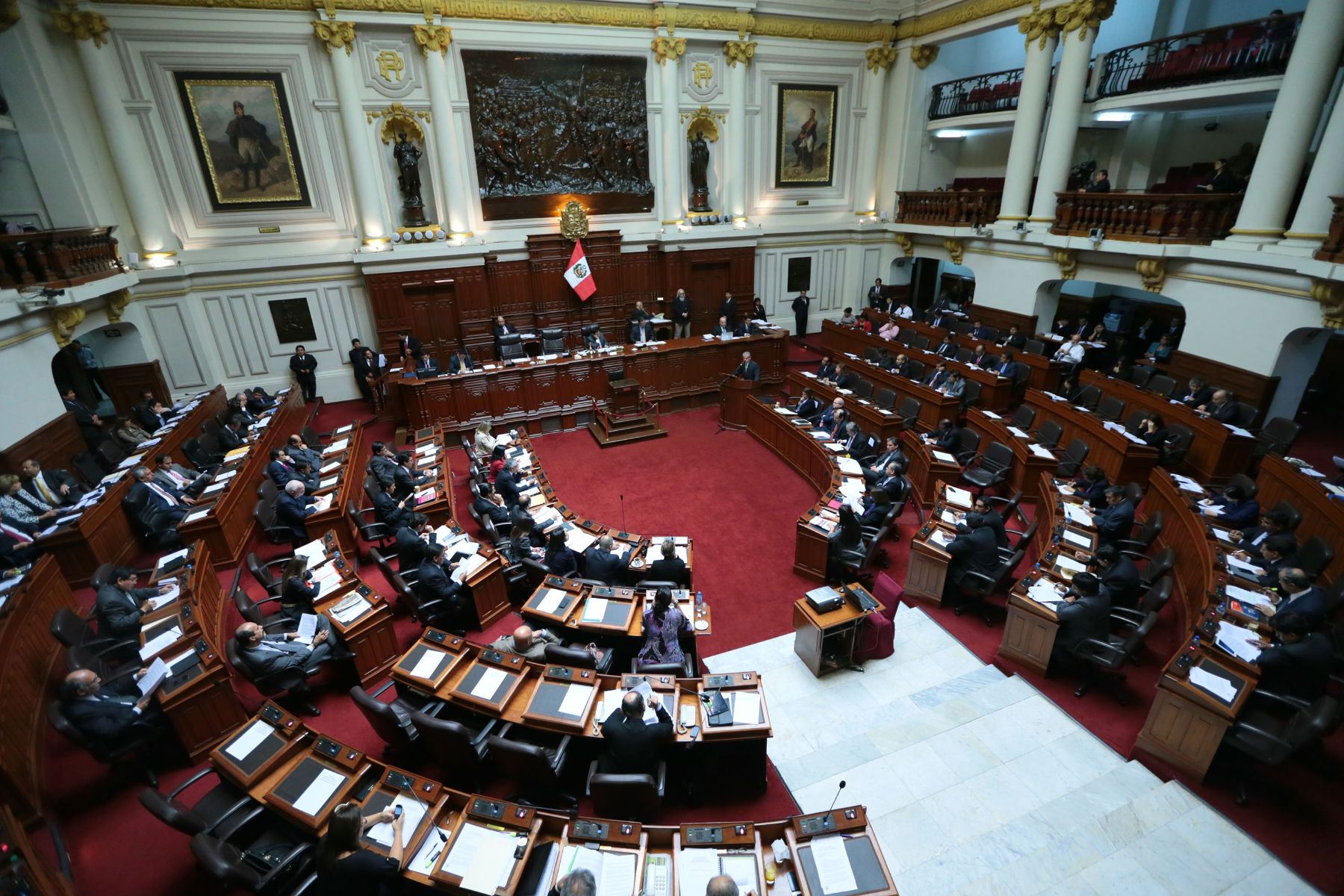 LIMA-PERU, 20 DE NOVIEMBRE. El Primer Ministro, Cesar Villanueva, y su gabinete se presentan ante el pleno del Congreso de la República.Foto: ANDINA/Carlos Lezama