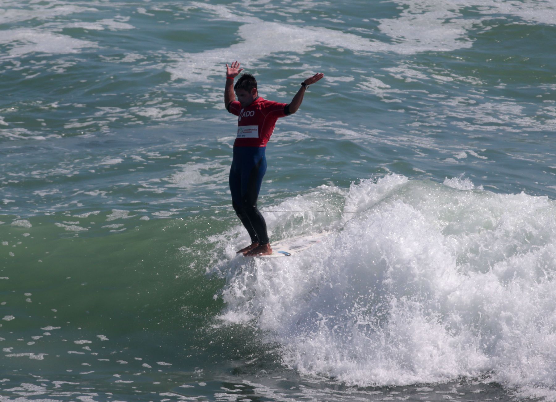 LIMA, PERÚ - NOVIEMBRE 20. Piccolo Clemente y Juan José Corzo obtuvieron la medalla de oro y plata respectivamente en la modalidad Longboard en el marco de los Juegos Bolivarianos 2013.

Foto: ANDINA/Juan Carlos Guzmán Negrini.