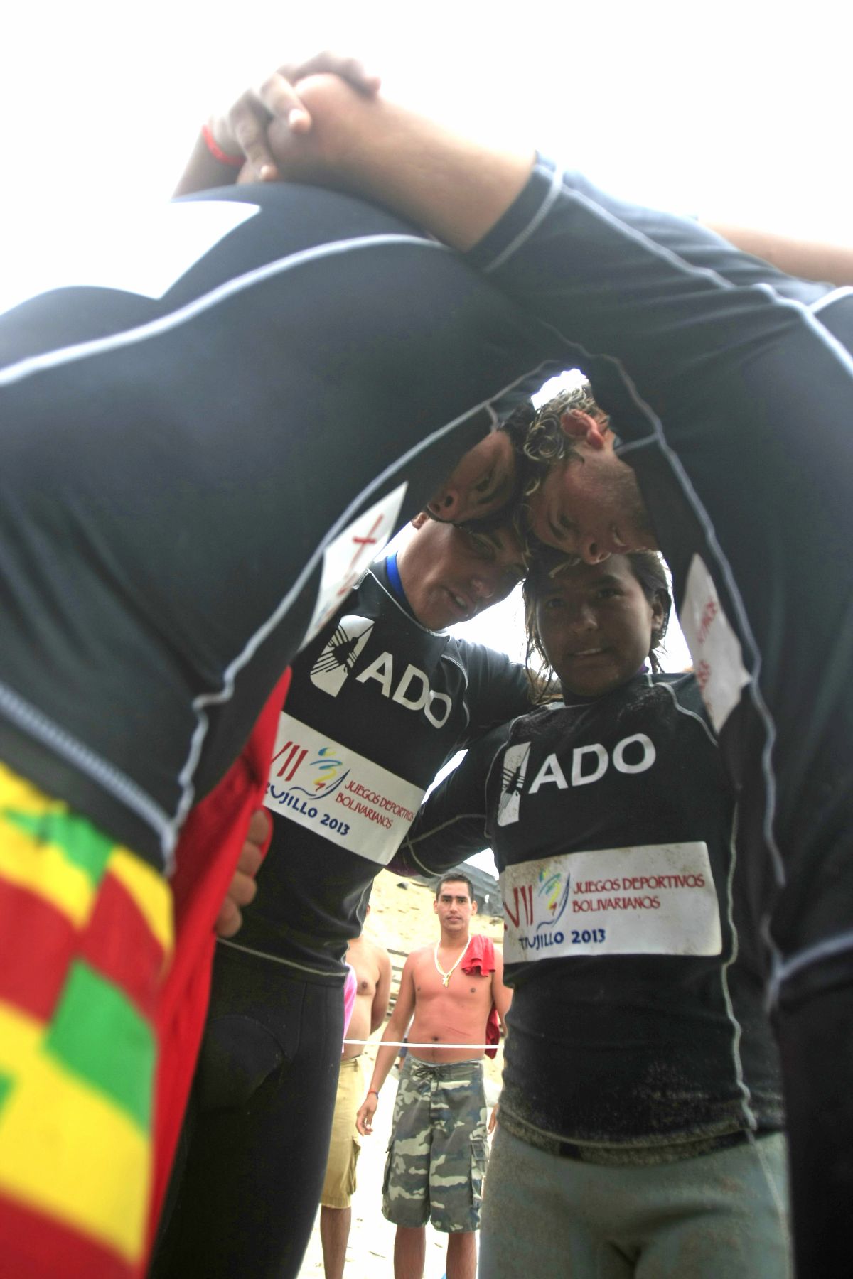 LIMA, PERÚ - NOVIEMBRE 22. Perú obtiene la medalla de oro en la modalidad Aloha Cup por equipos.Foto: ANDINA/Juan Carlos Guzmán Negrini.
