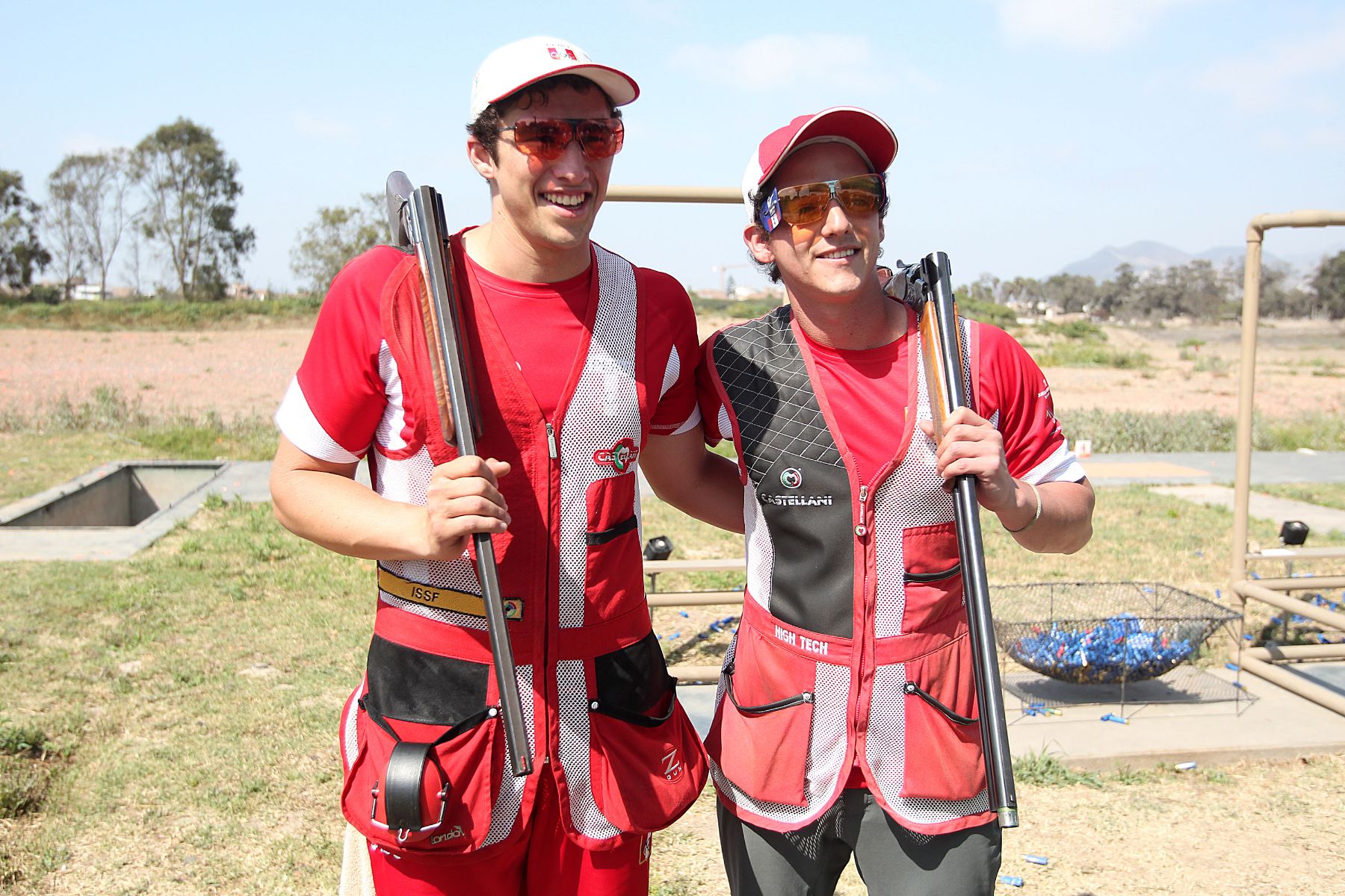 LIMA, PERÚ - NOVIEMBRE 23. Alessandro de Souza y Nicolas Pacheco ganan medalla de oro y plata en la disciplina de Tiro en los Juegos Deportivos Bolivarianos. Foto: ANDINA/Marco del Río